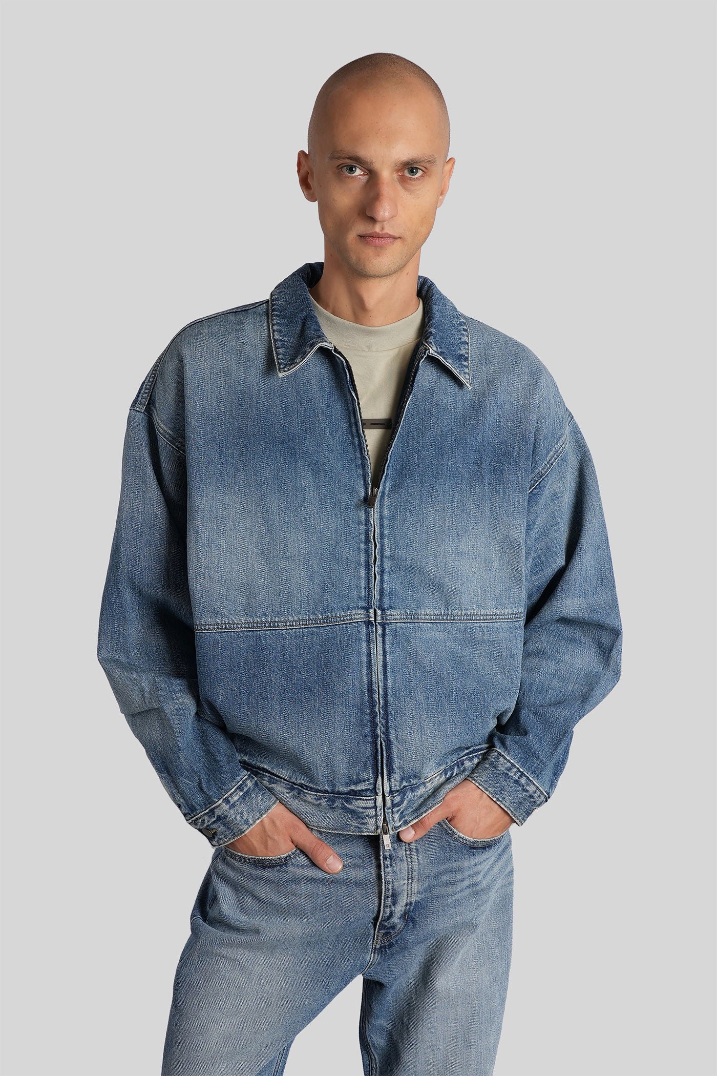 Casual jacket in blue cotton