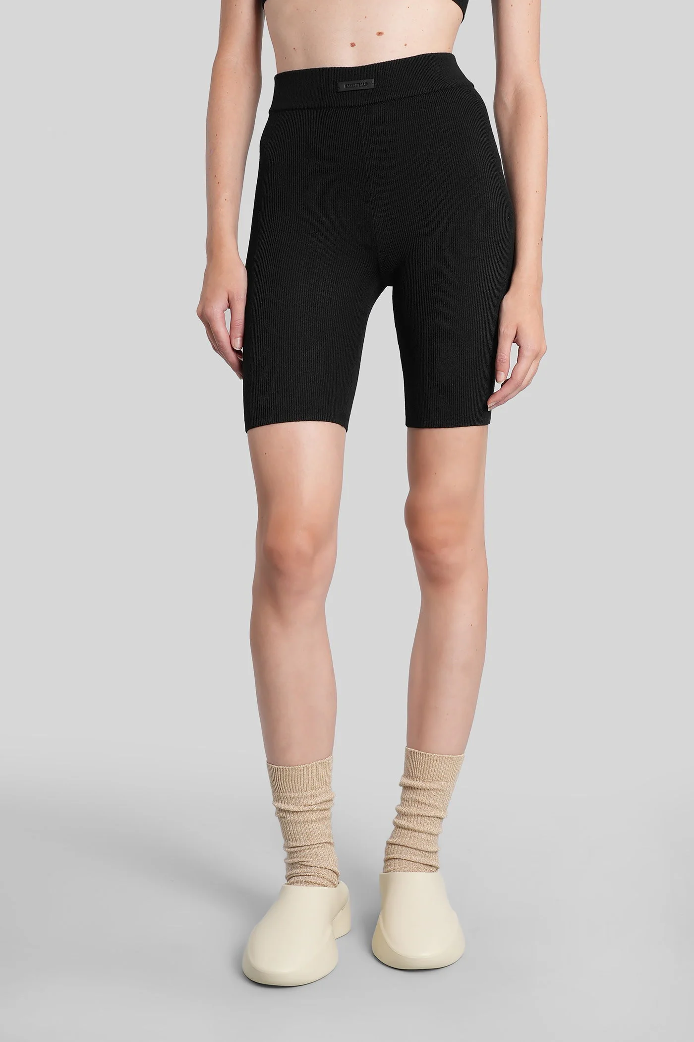 Shorts in black polyester