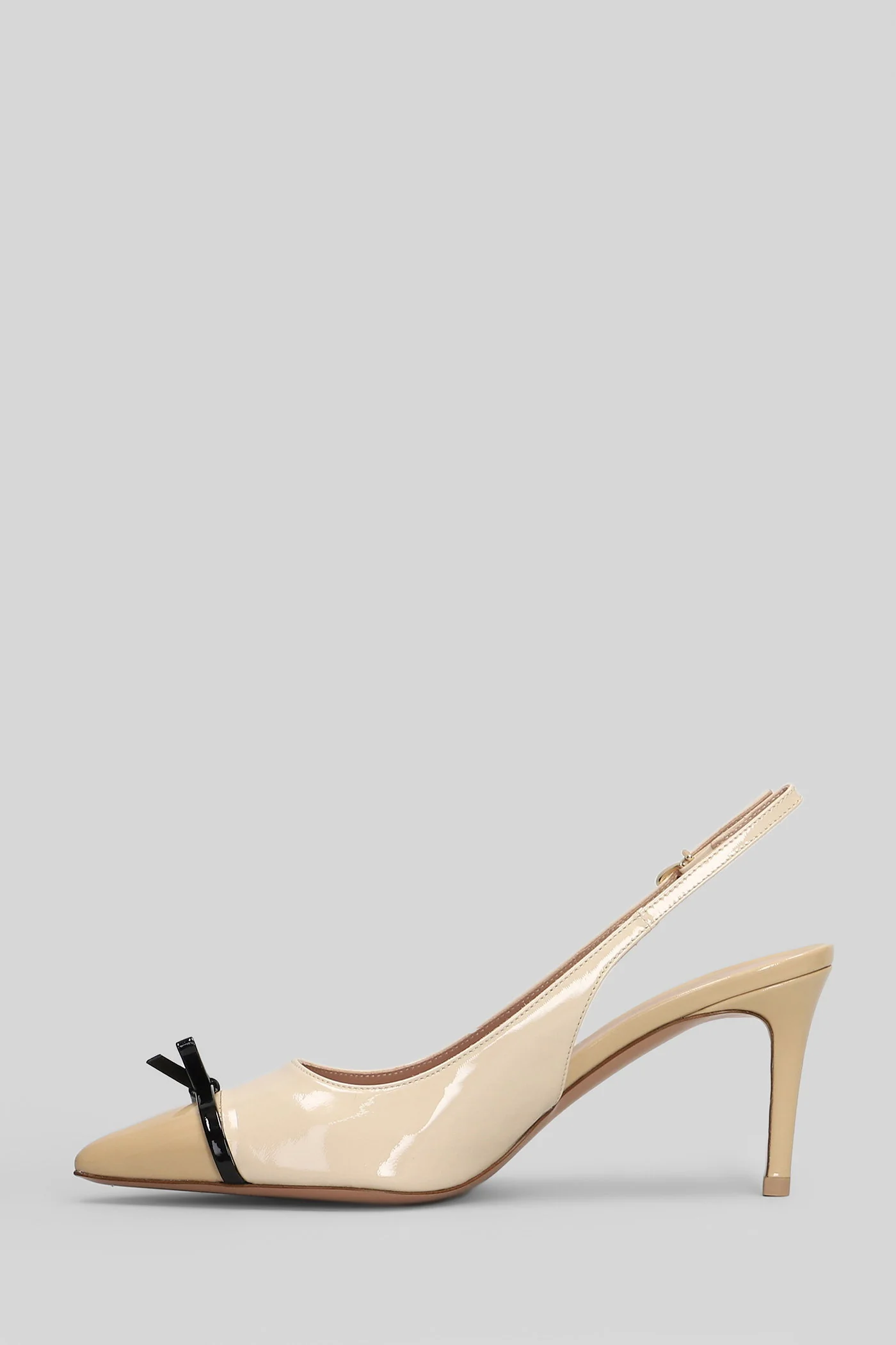 Antonia Pumps in beige patent leather - Image 3
