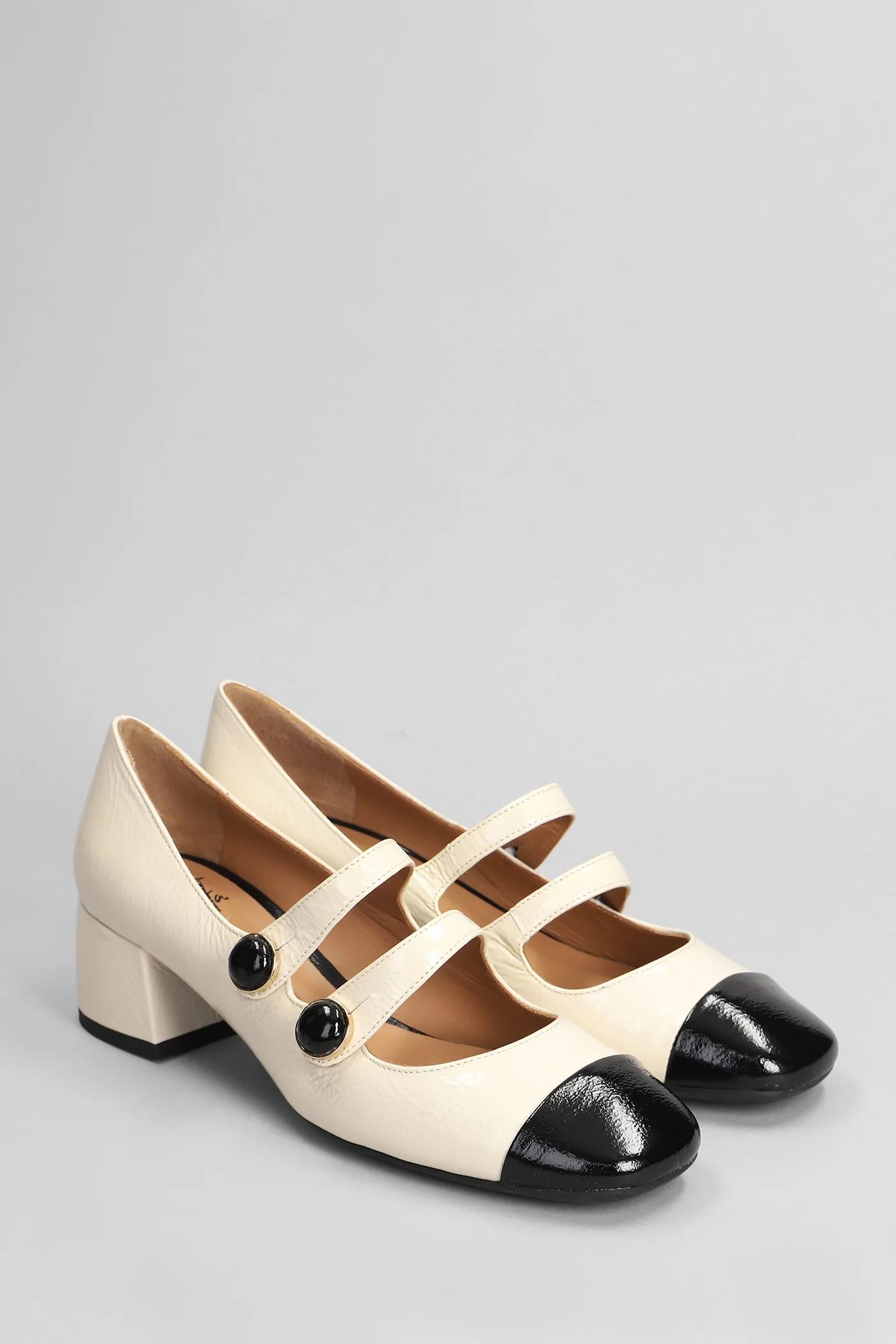 Aura Pumps in beige leather - Image 2