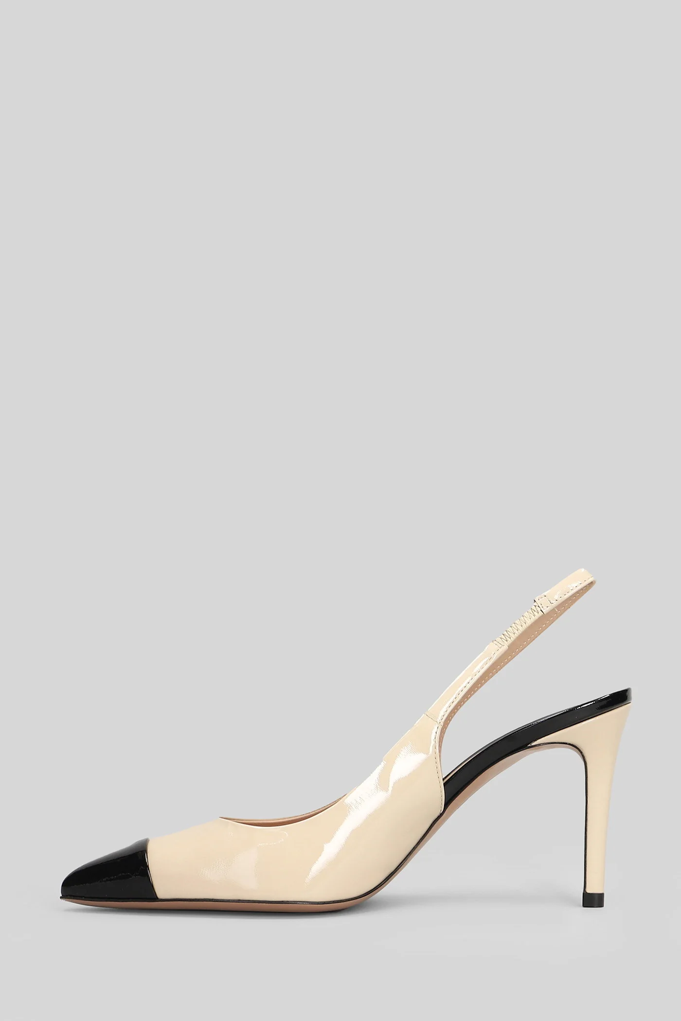 Clelia Pumps in beige patent leather - Image 3