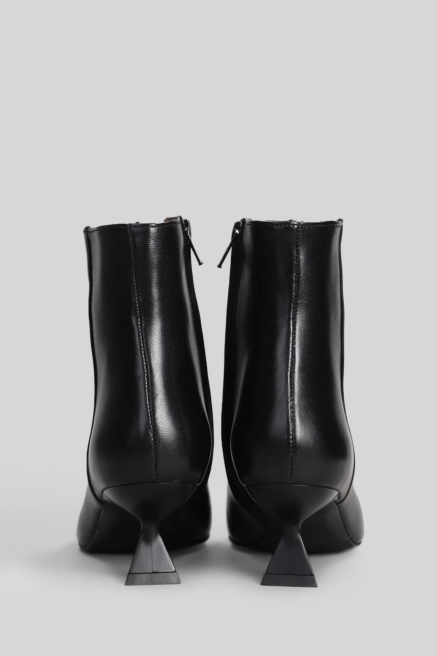 Jina low heels Ankle boots in black leather - Image 4