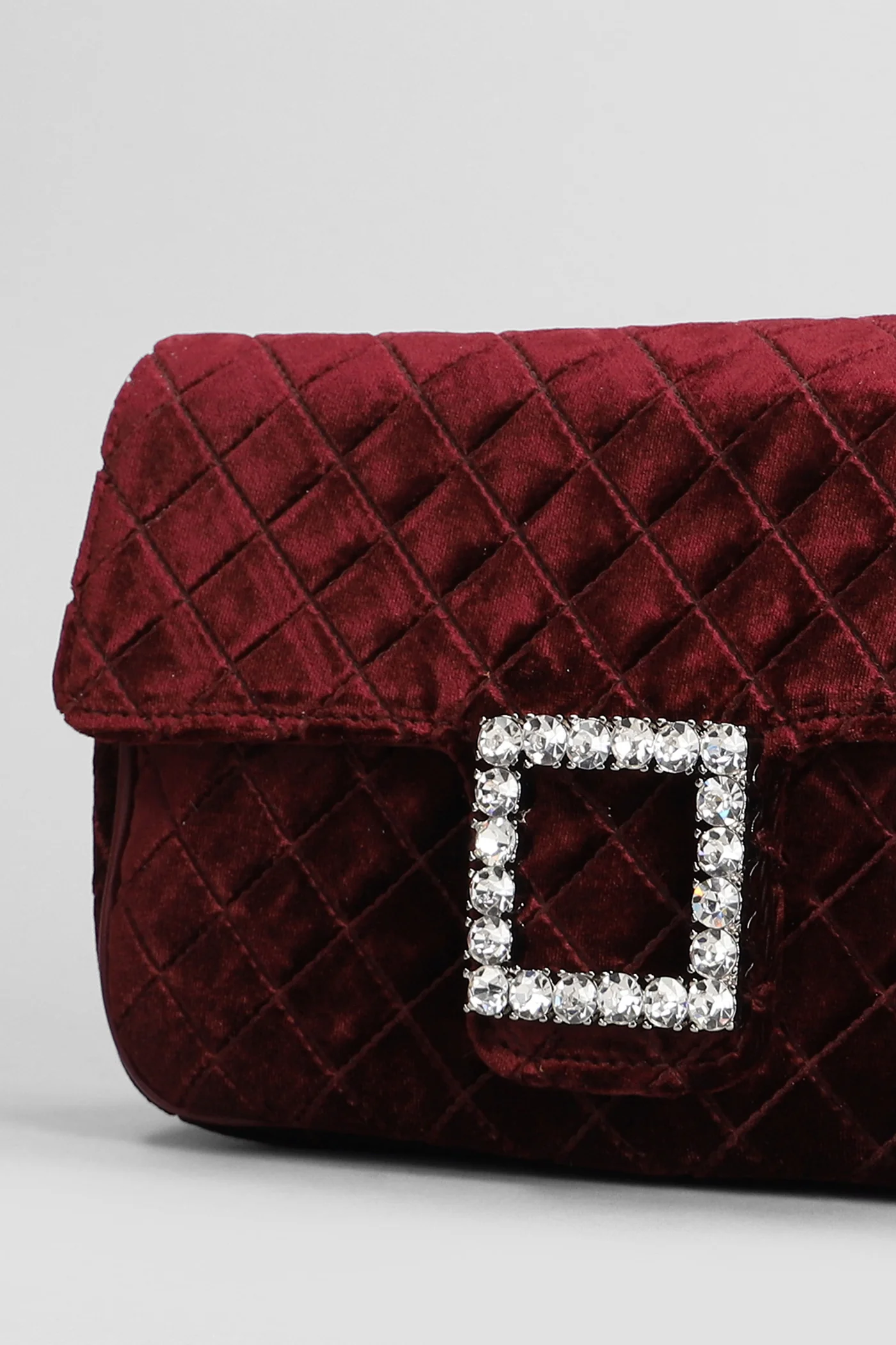 Lunette Shoulder bag in bordeaux velvet - Image 4
