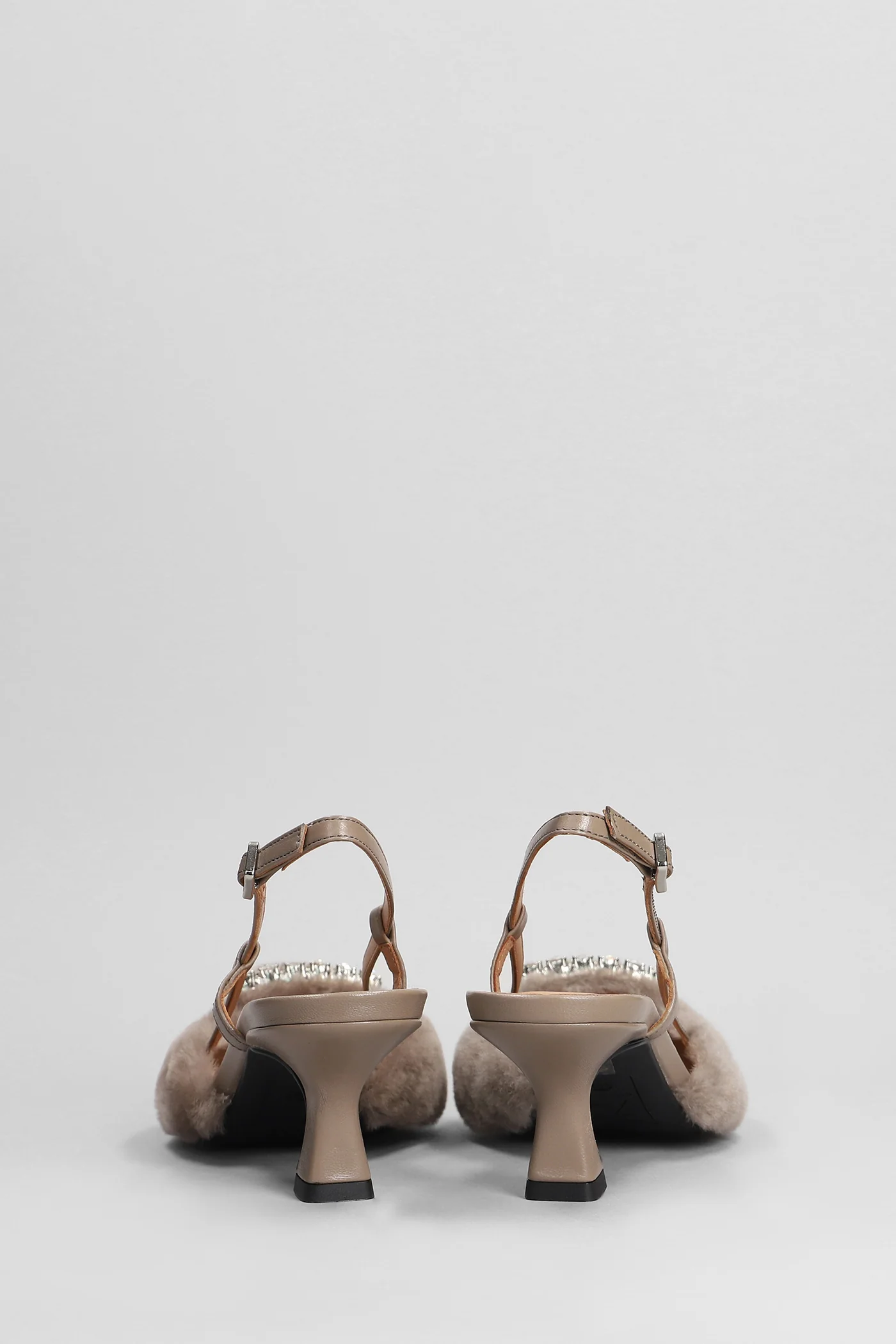 Stefi Pumps in taupe leather - Image 4