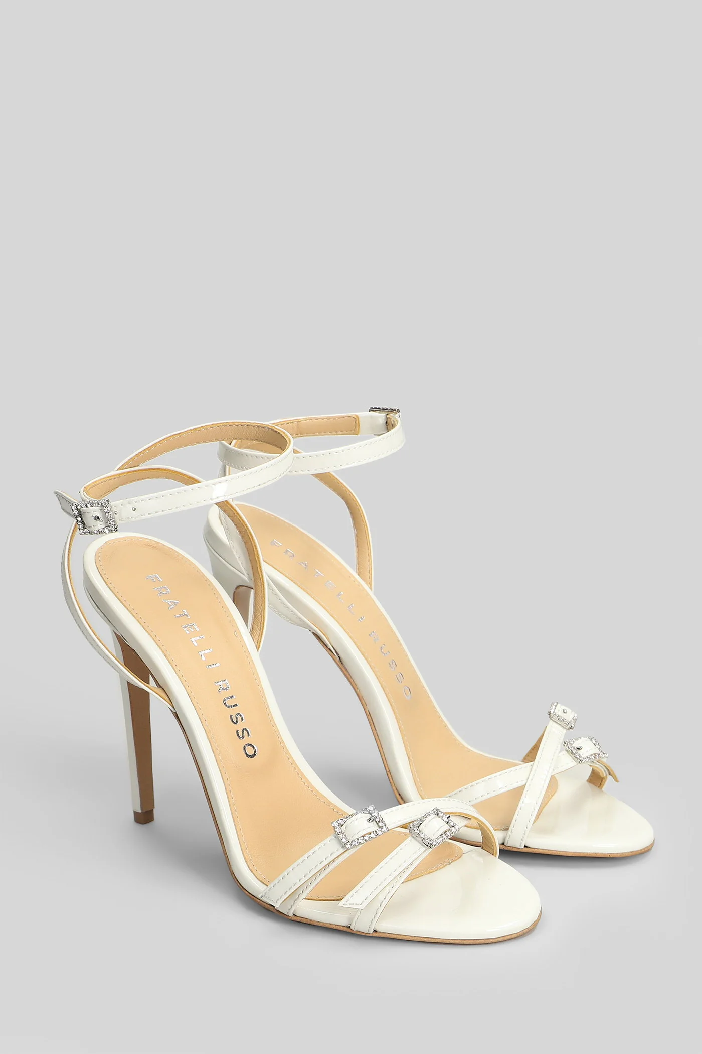 Sandals in beige patent leather - Image 2