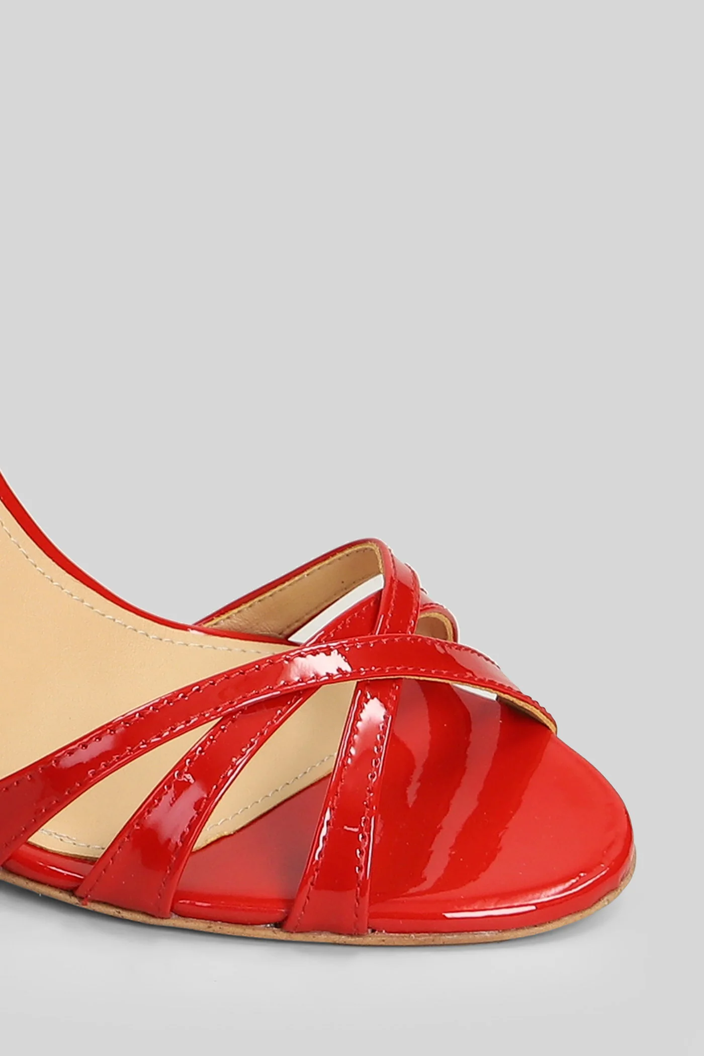 Sandals in red patent leather - Image 5