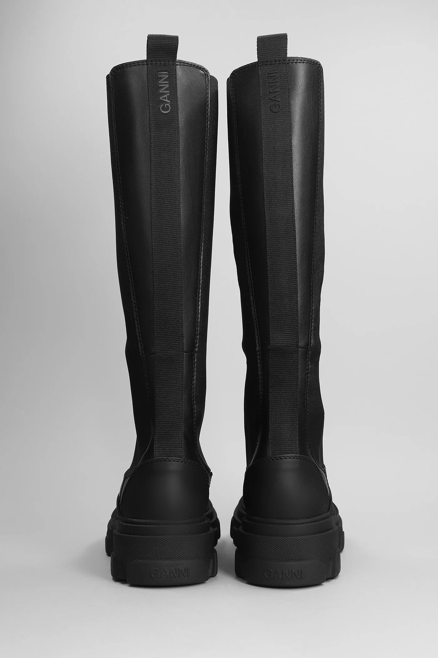 Boots in black leather - Image 4