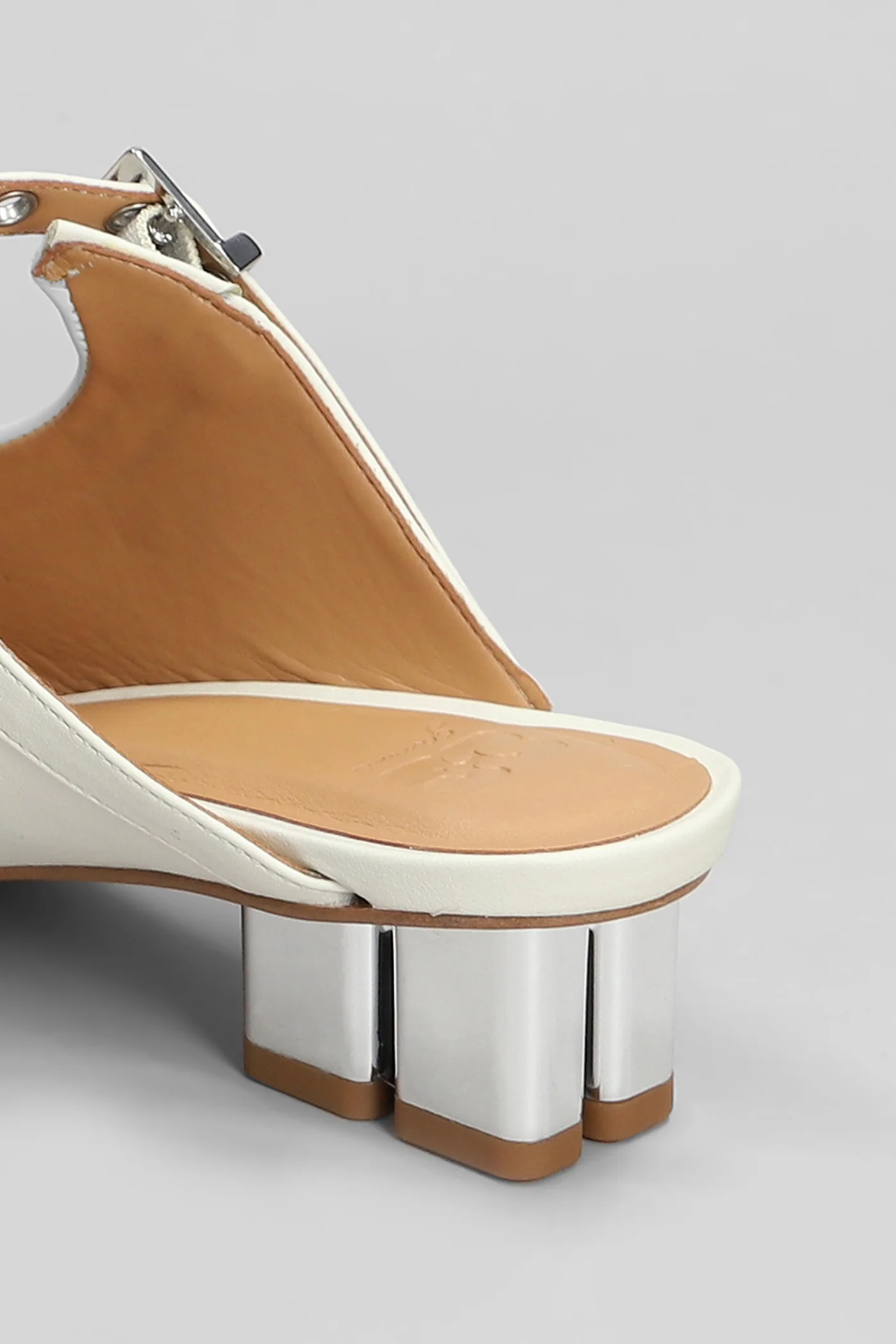 Slipper-Mule in beige leather - Image 5