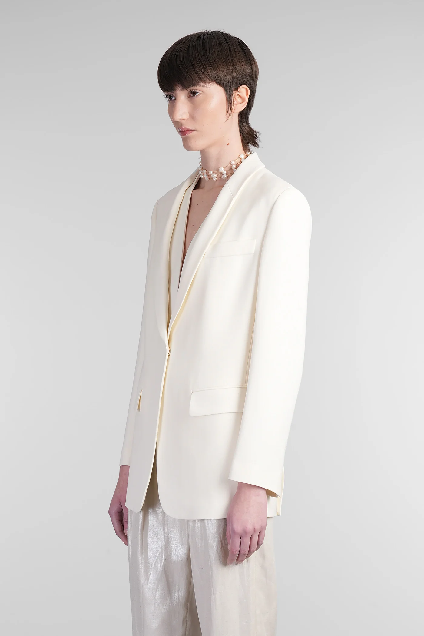 Blazer in beige silk - Image 4