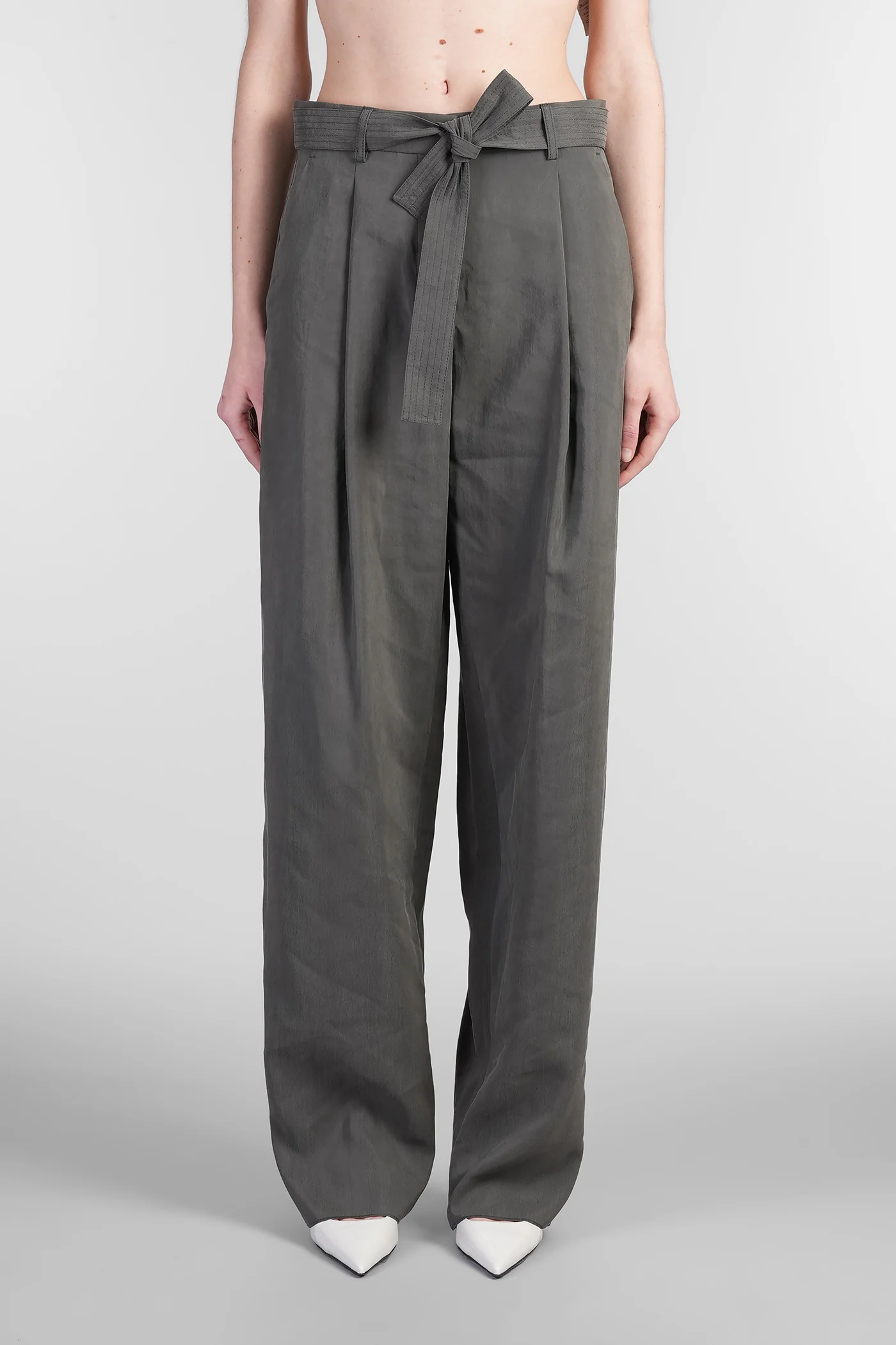 Pants in green silk