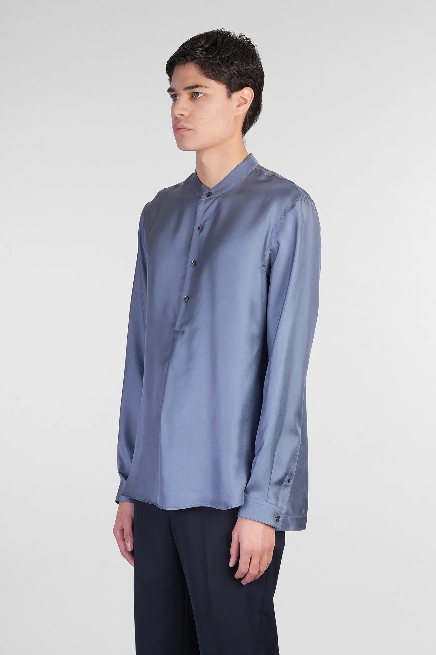 Shirt in blue silk - Image 4