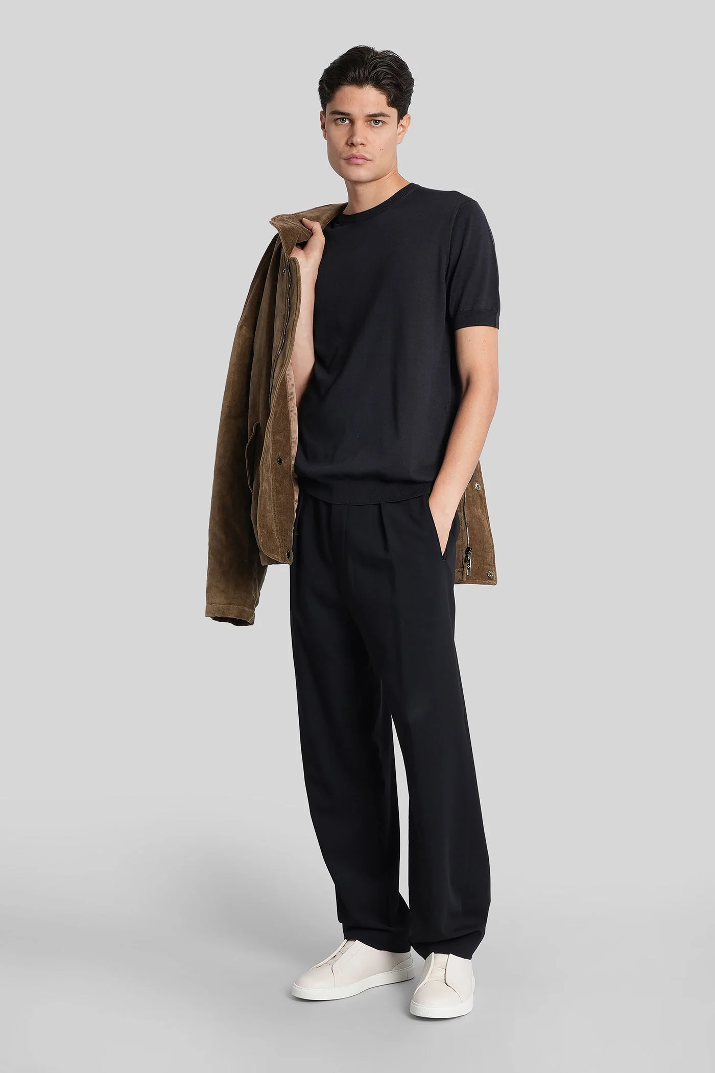 T-Shirt in blue silk - Image 2