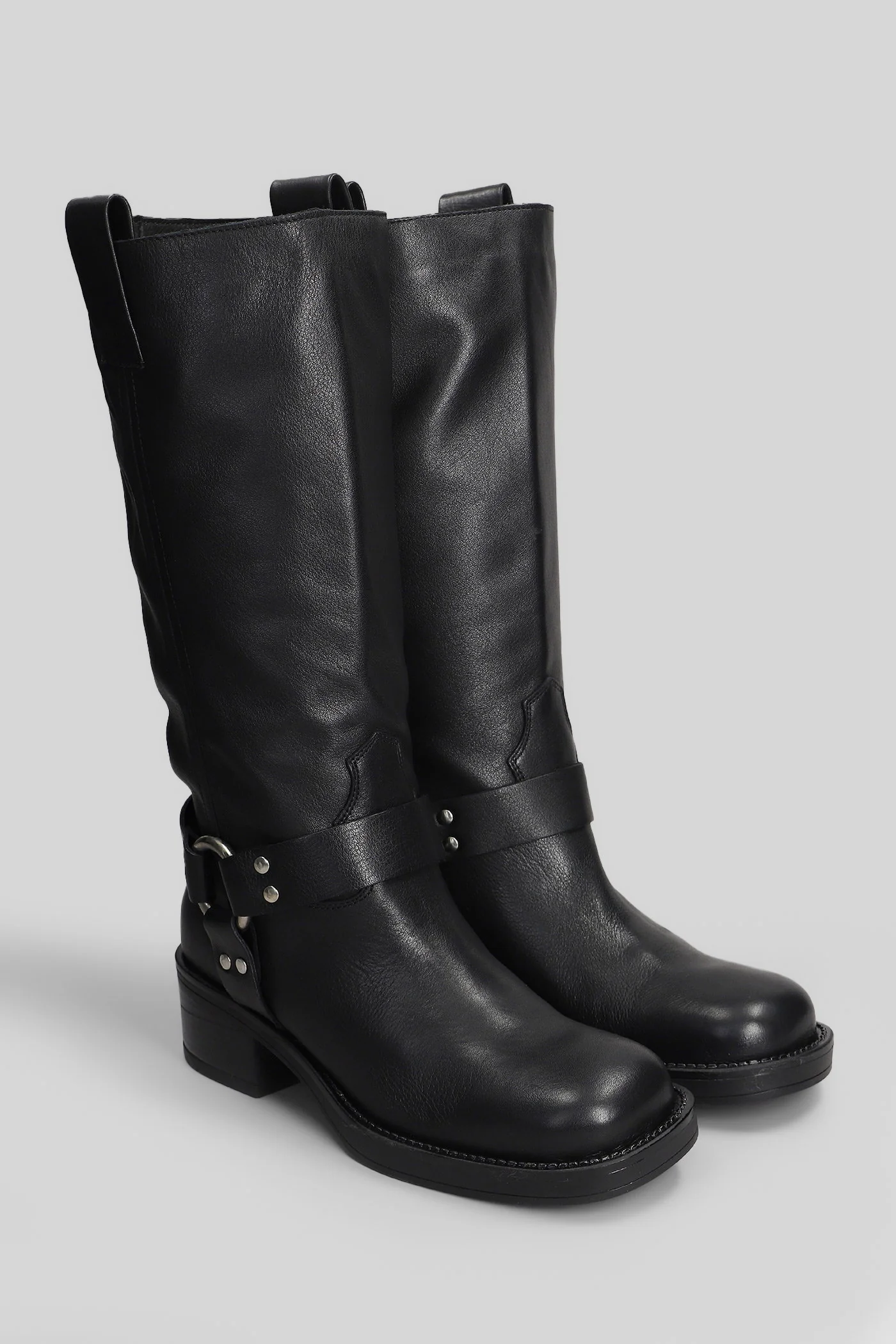 Blackpool low heels boots in black leather - Image 2