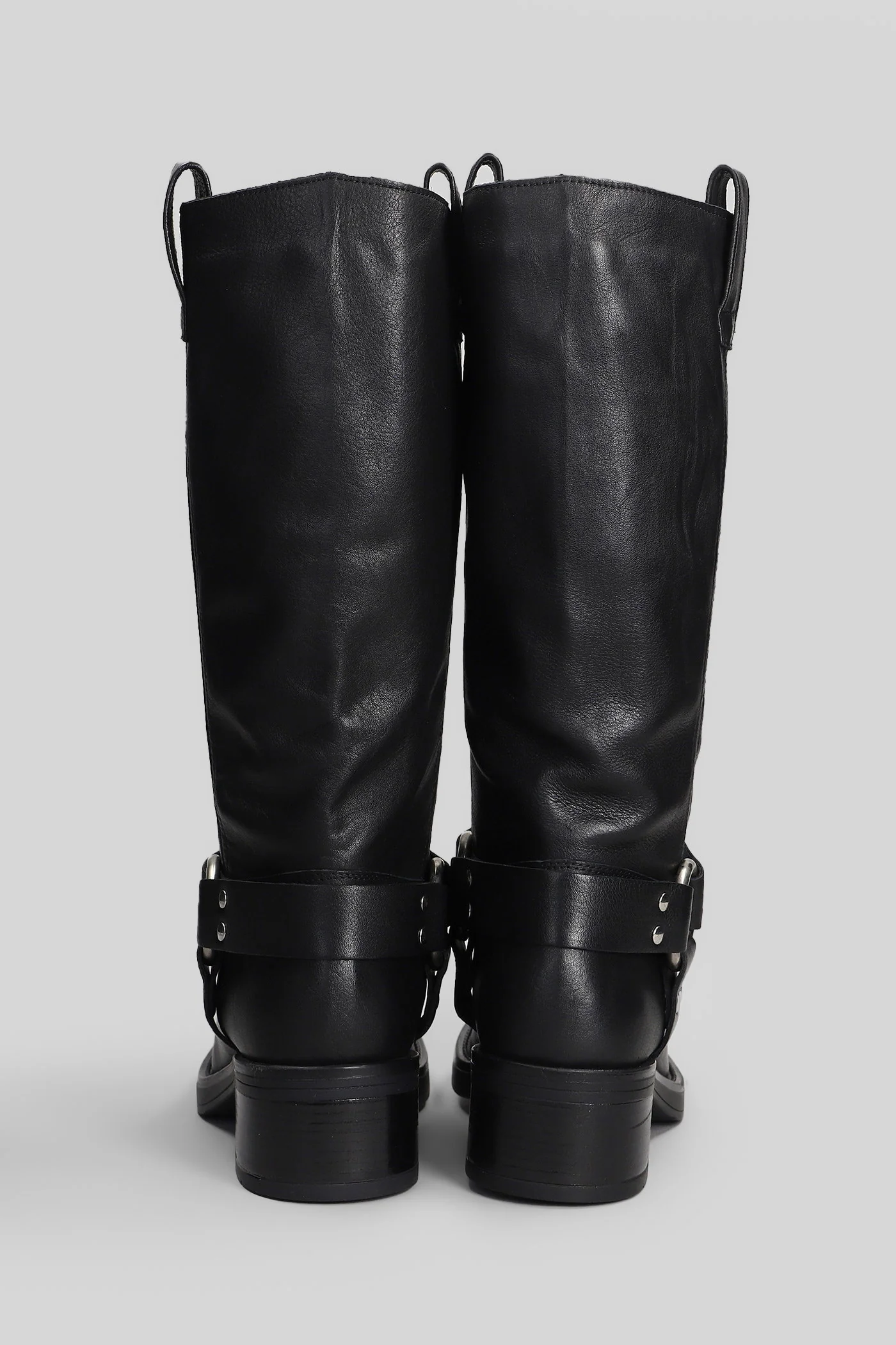 Blackpool low heels boots in black leather - Image 4