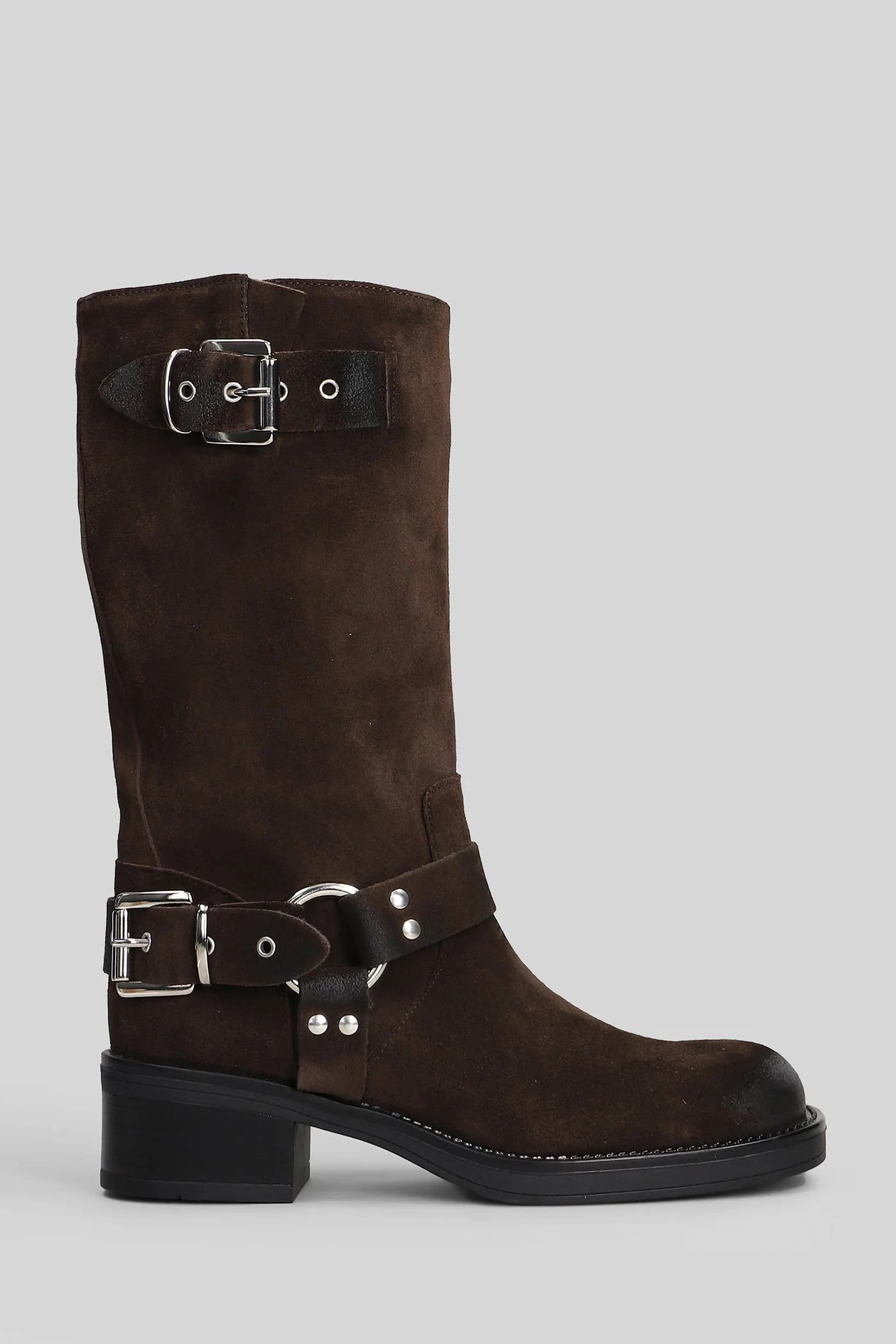 Chester low heels boots in dark brown suede