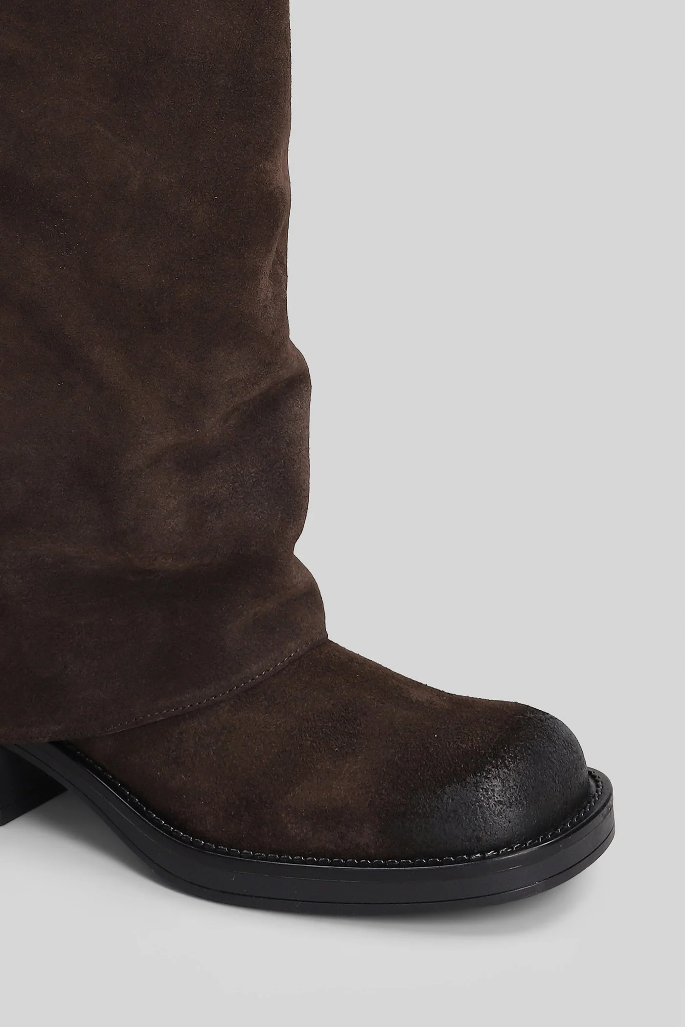 Manchester low heels boots in dark brown suede - Image 3