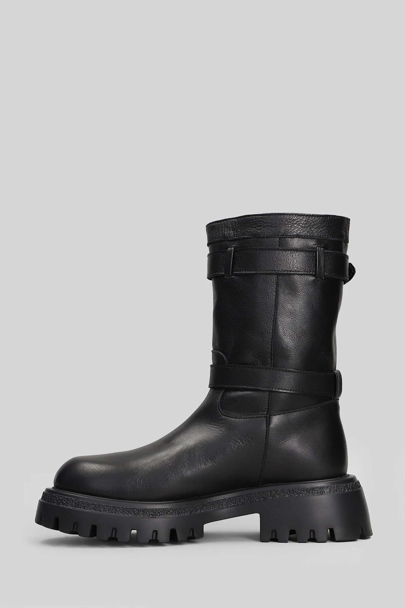 Norvegia low heels Ankle boots in black leather - Image 3