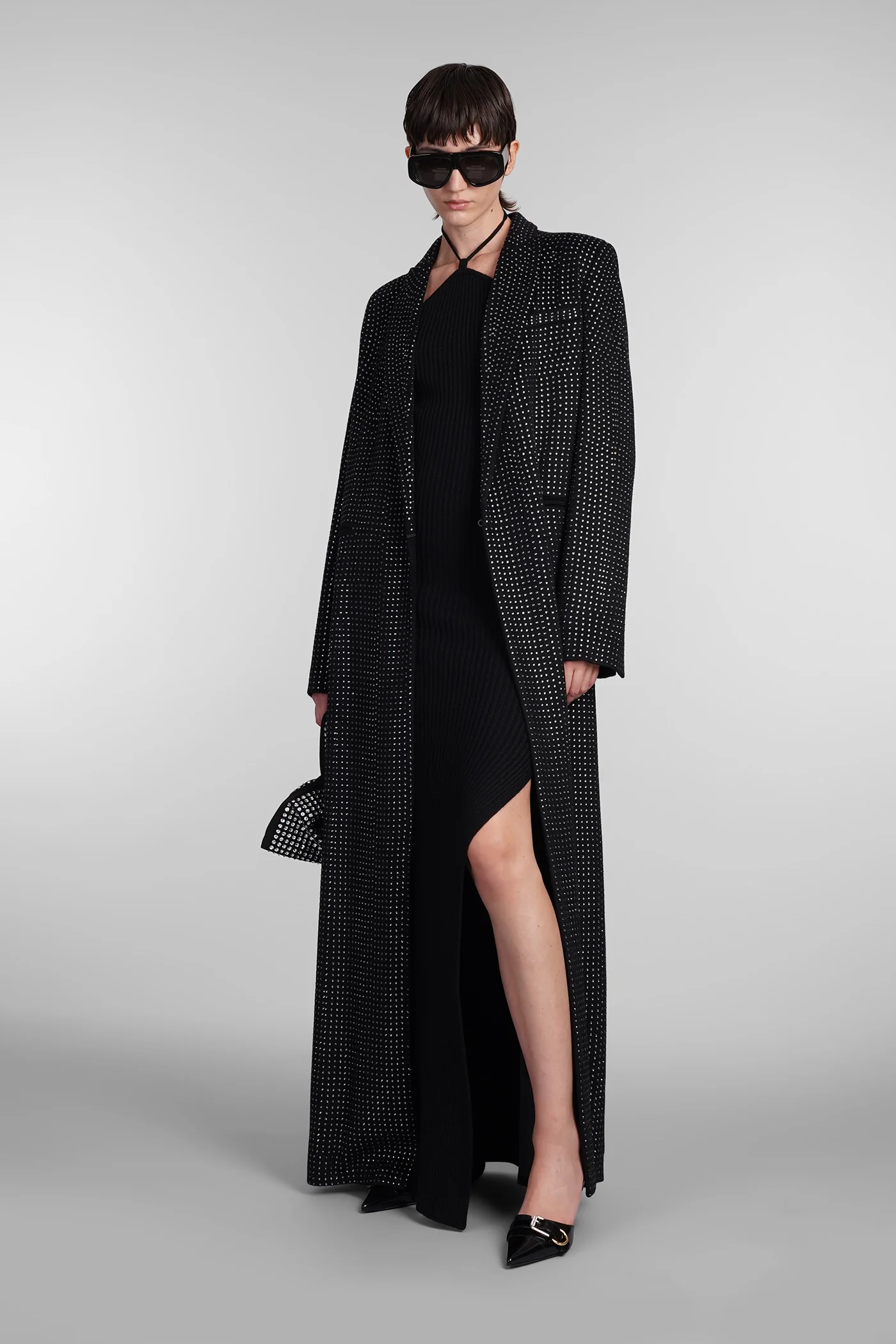 Coat in black wool - Image 2