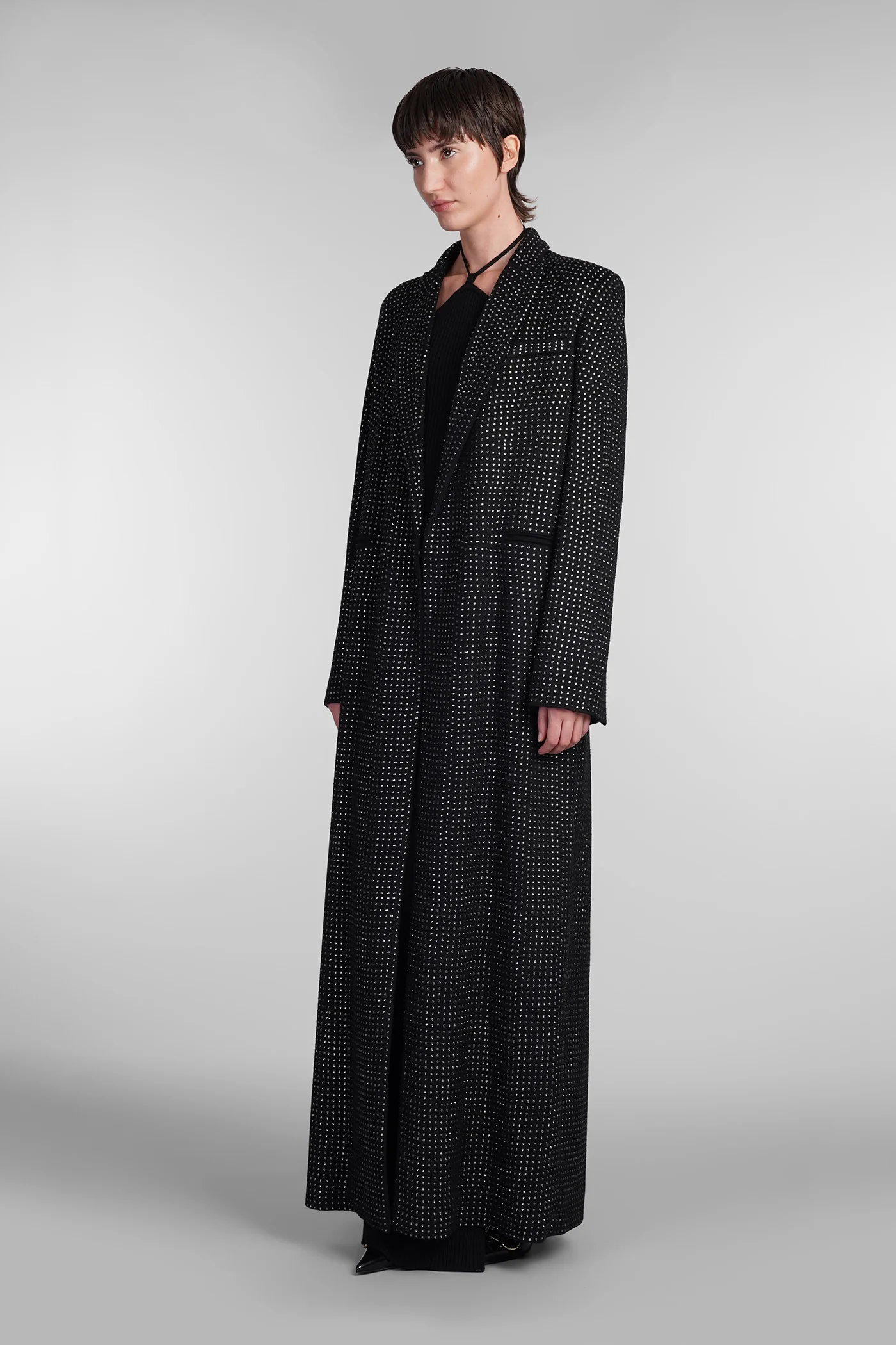 Coat in black wool - Image 4