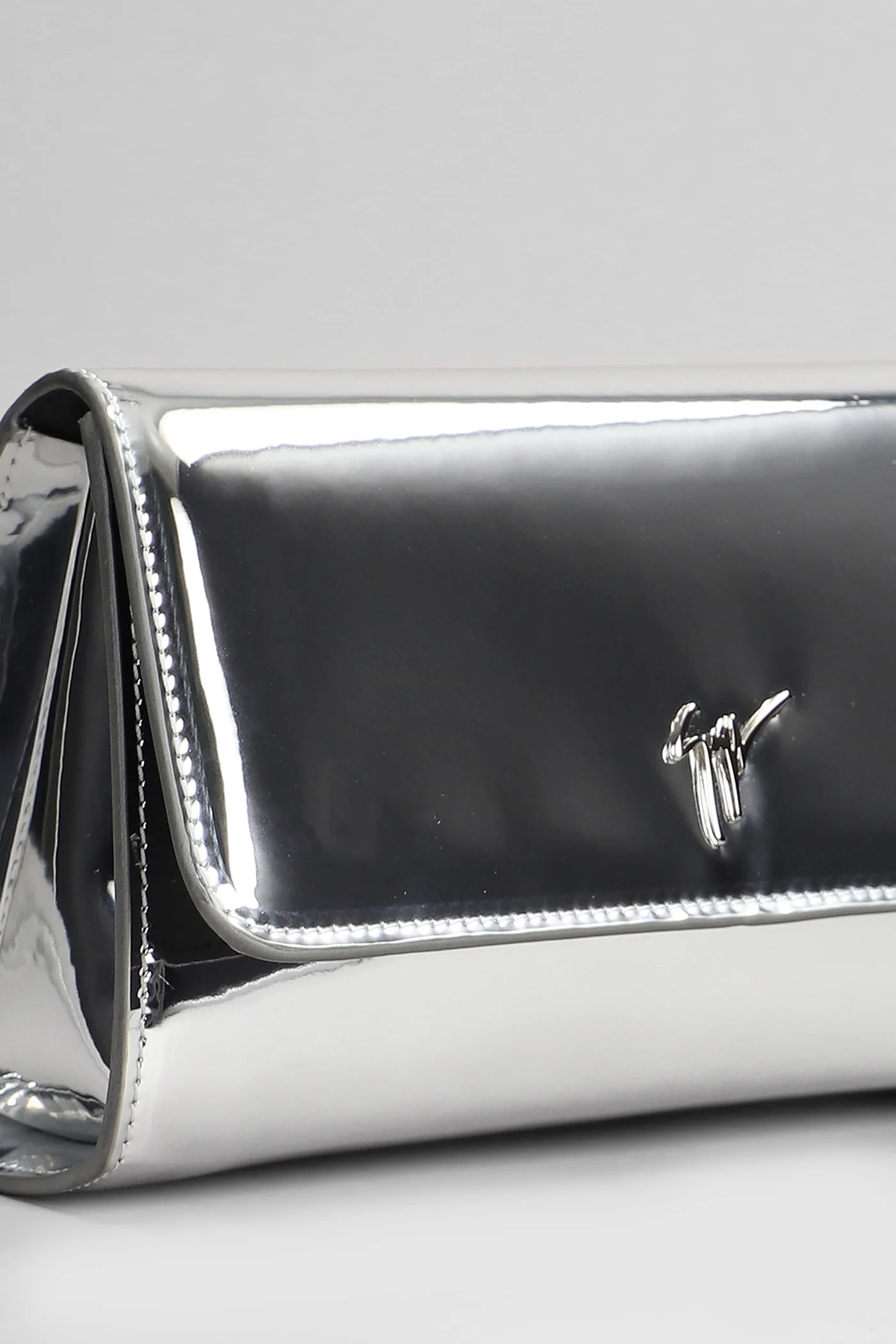 Cleopatra Clutch in silver leather - Image 4
