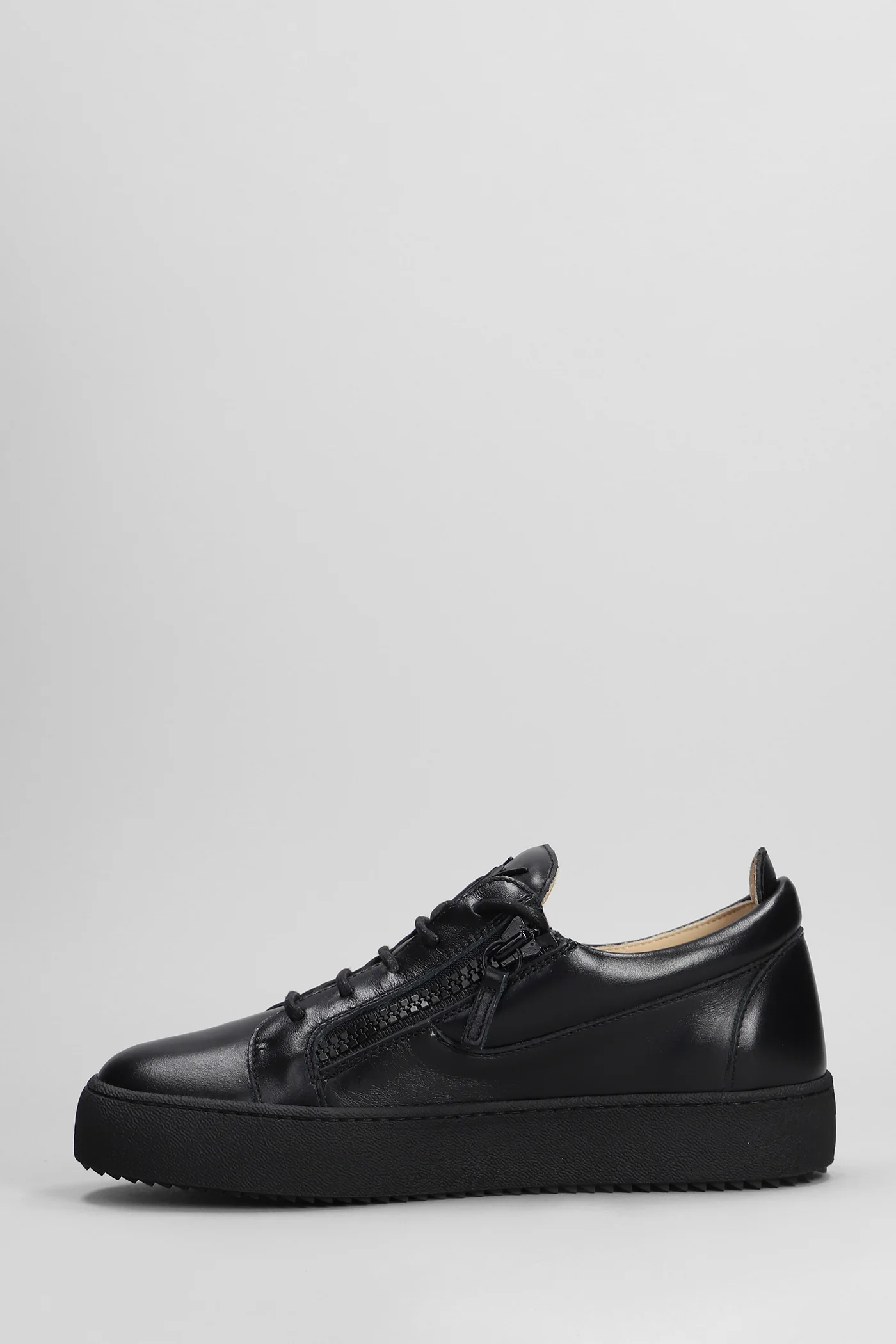 Frankie Sneakers in black leather - Image 3