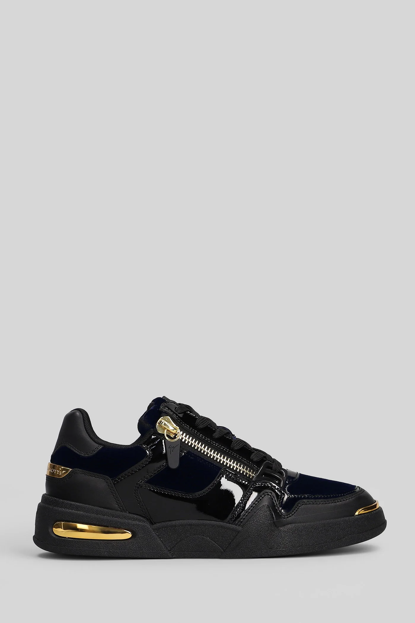 Ghost Sneakers in black leather
