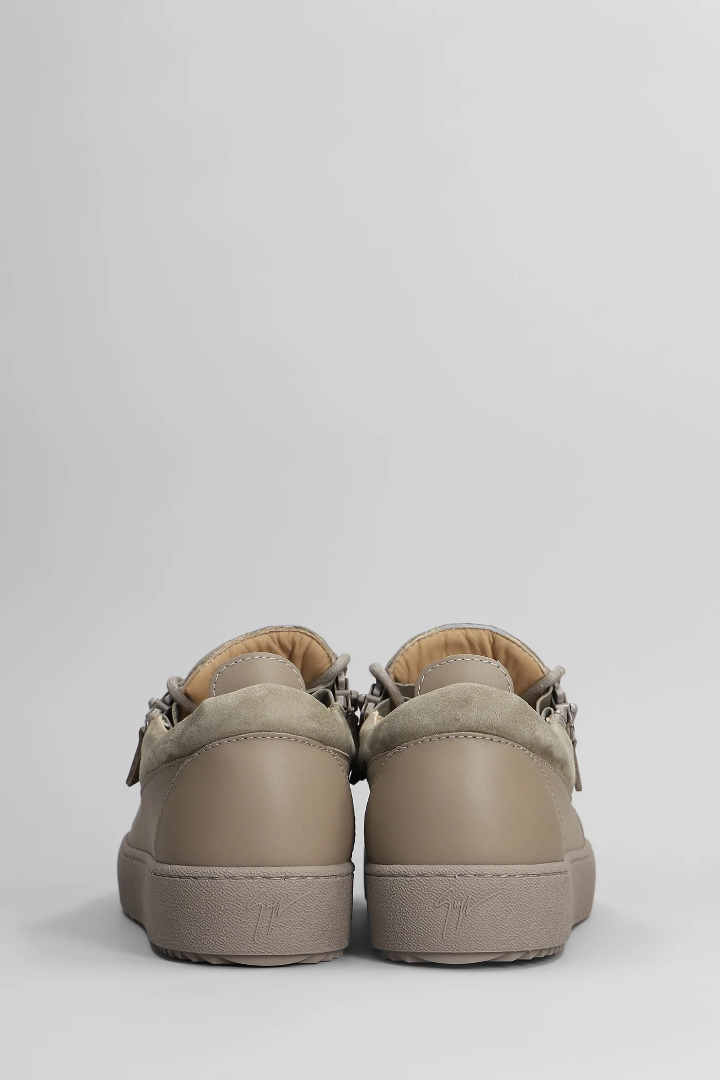 Gz94 Sneakers in taupe suede - Image 4