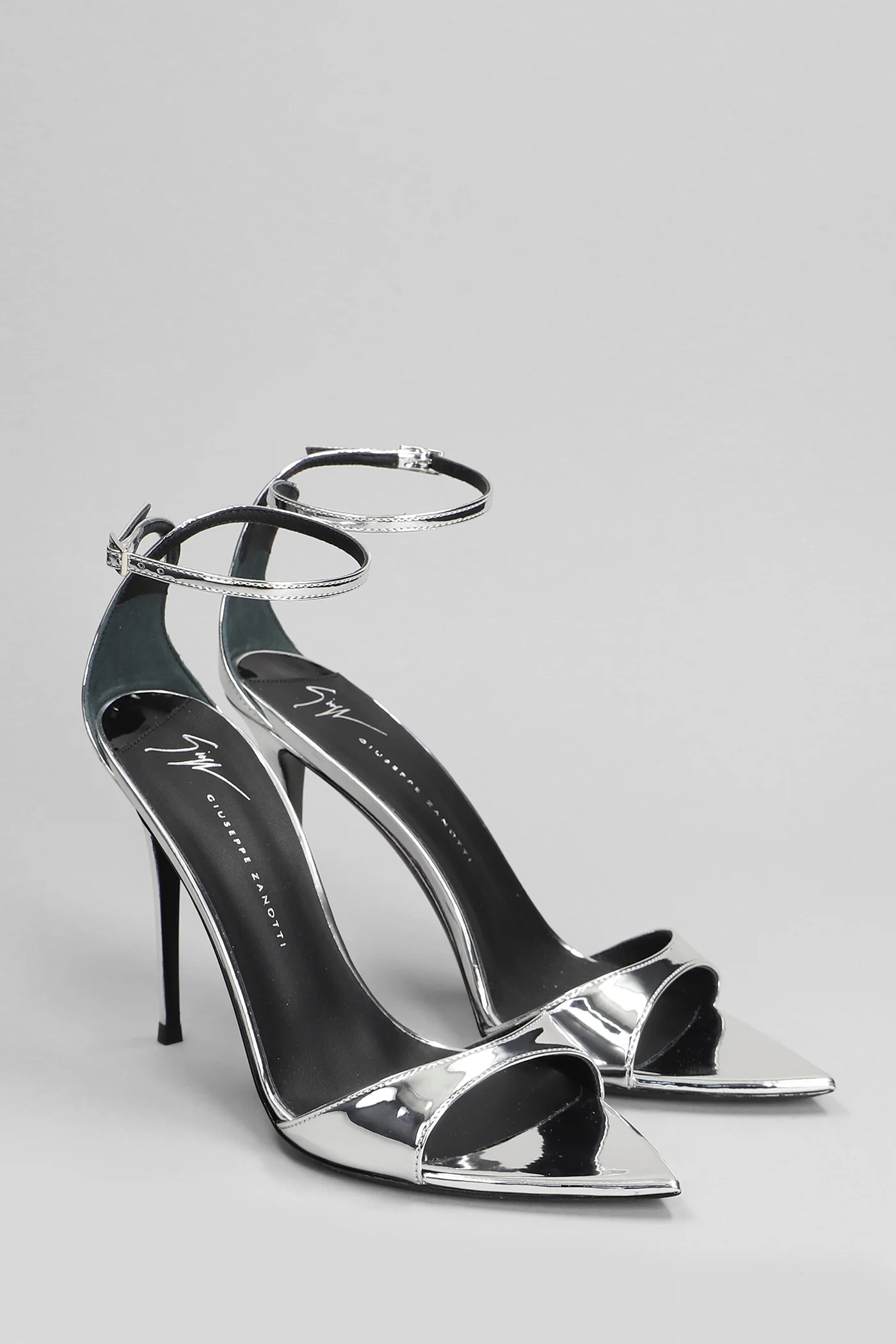 Intrigo strap Sandals in silver patent leather - Image 2