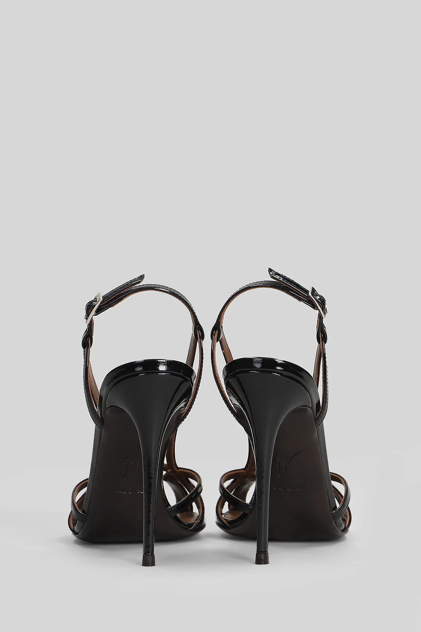 Intriigo 105 Sandals in black patent leather - Image 4