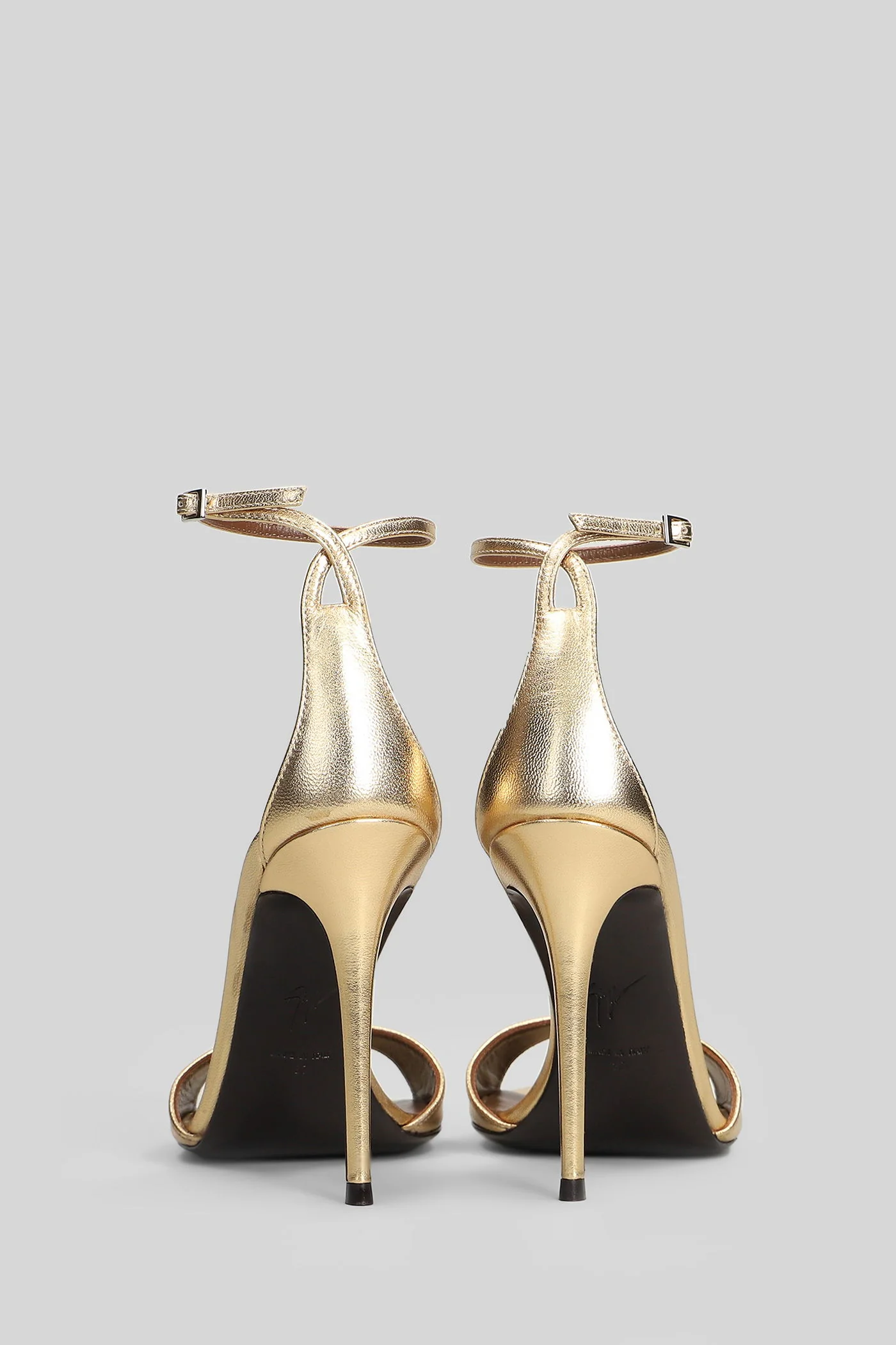 Intriigo strap 105 Sandals in gold leather - Image 4