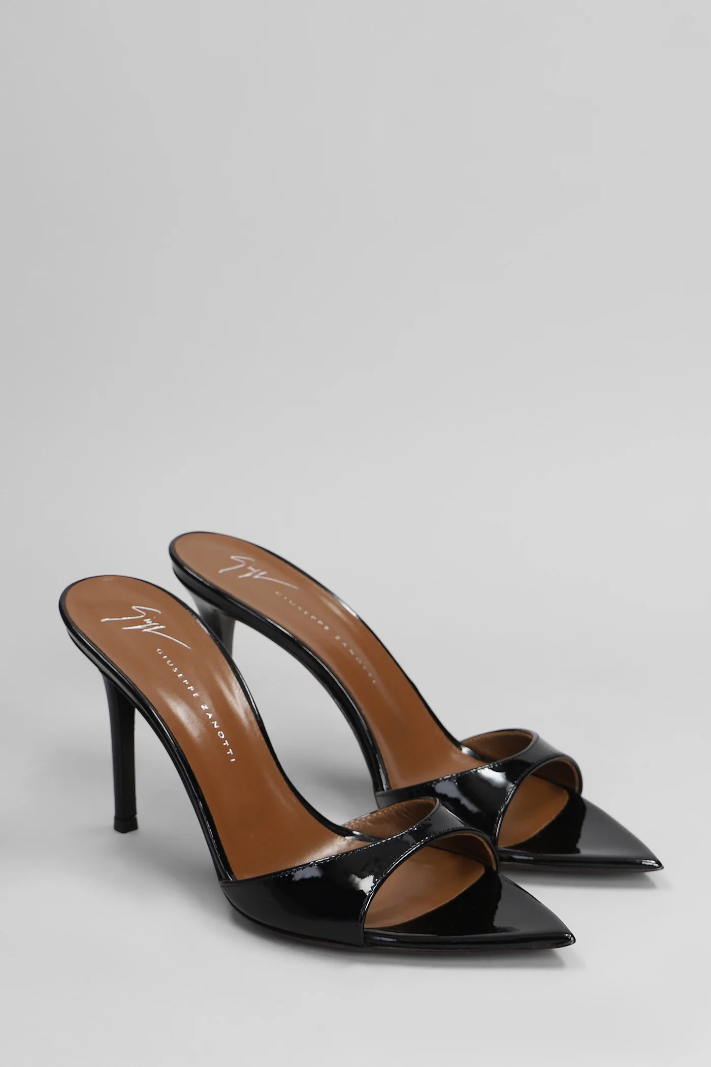 Intriigo strap 90 Sandals in black patent leather - Image 2