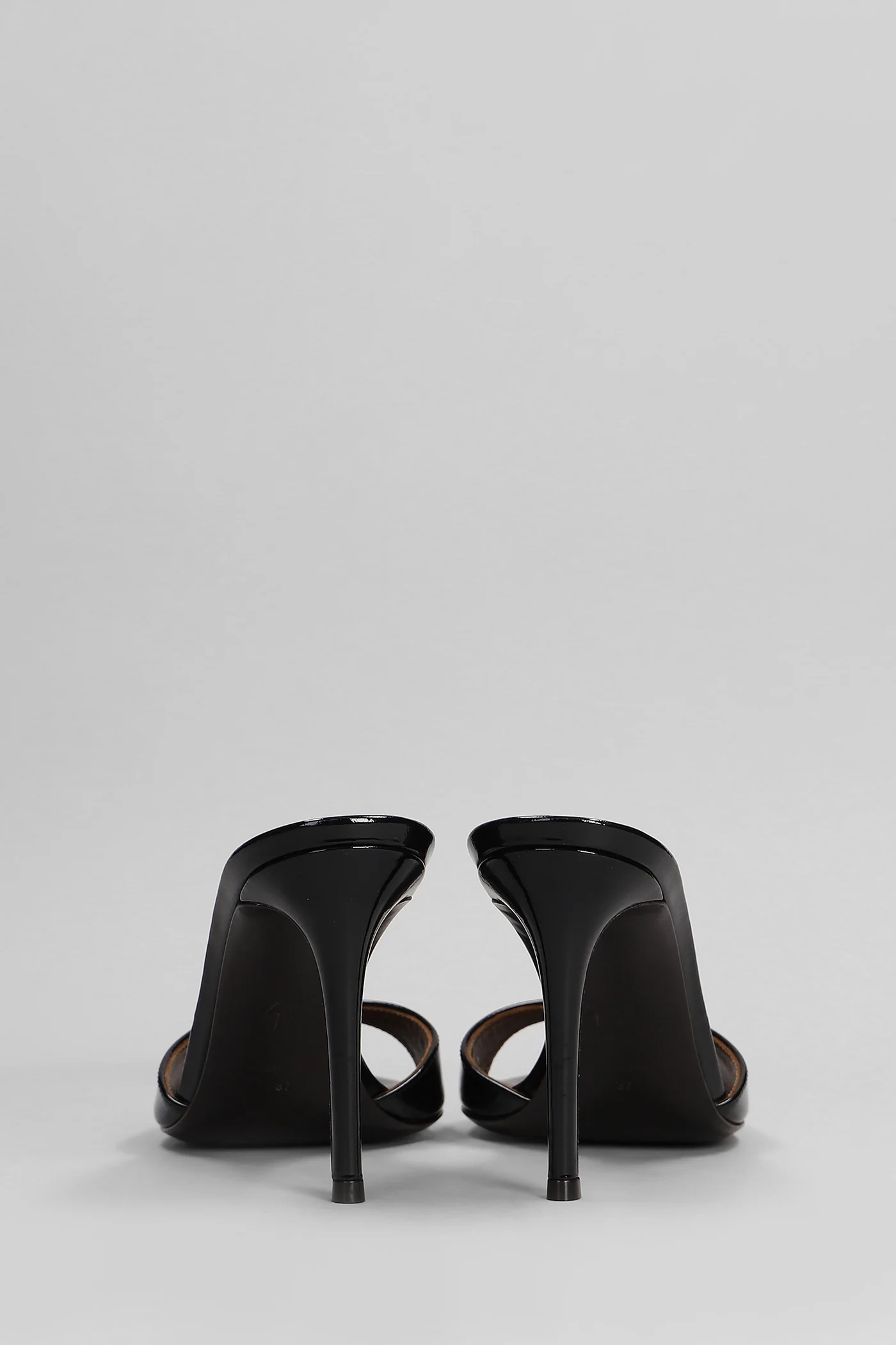 Intriigo strap 90 Sandals in black patent leather - Image 4