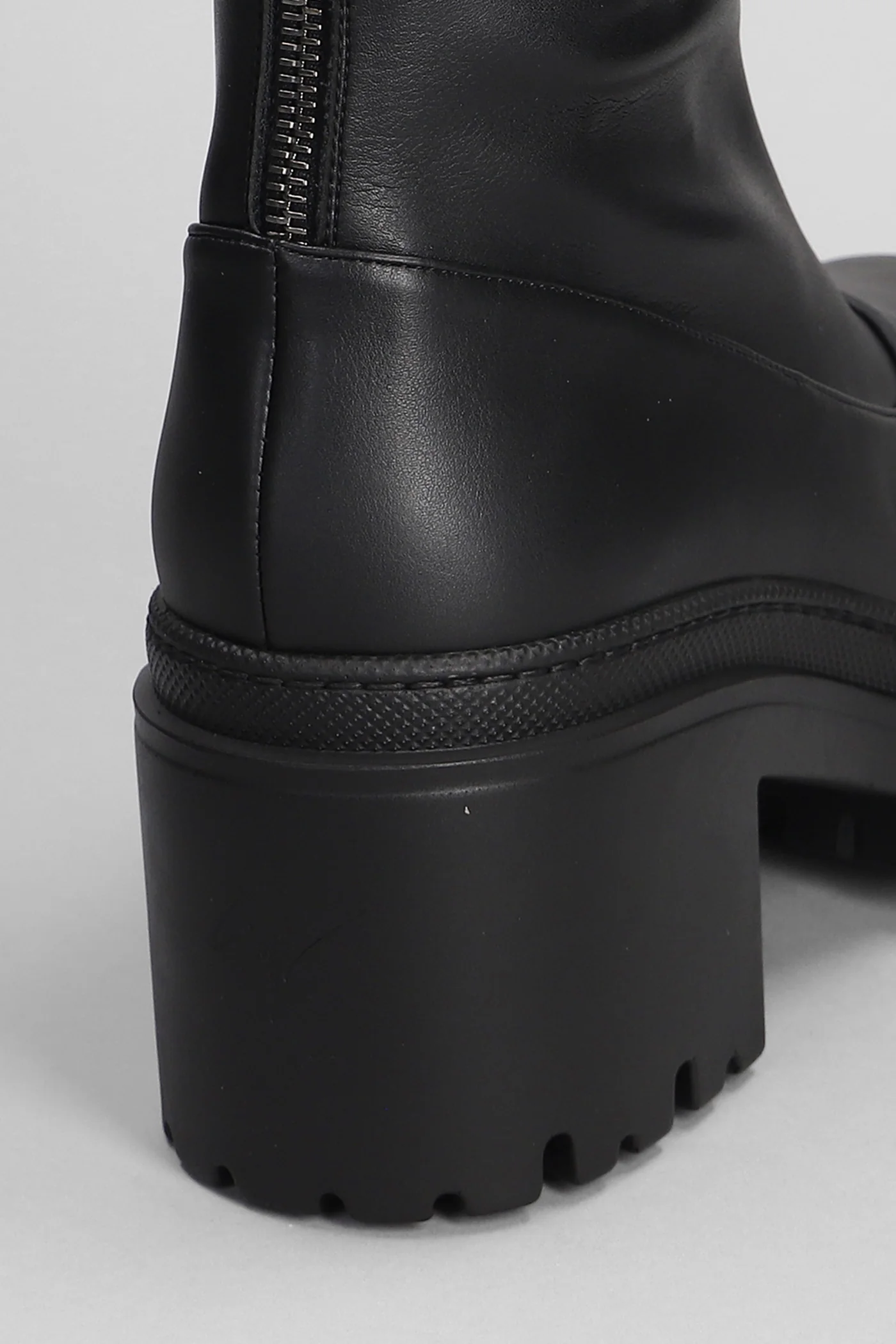 Martini Combat boots in black leather - Image 5