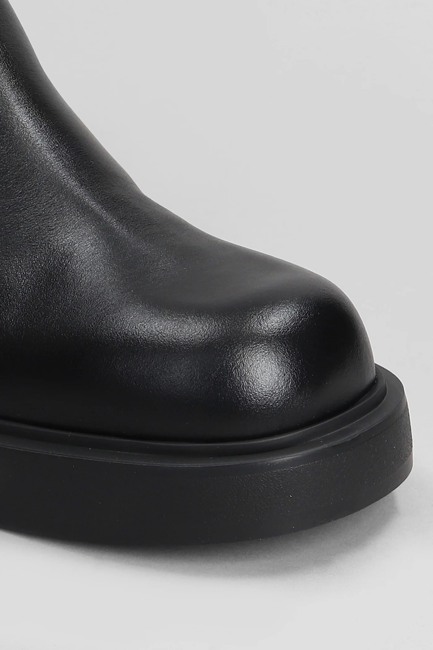 Peyen Ankle boots in black leather - Image 5