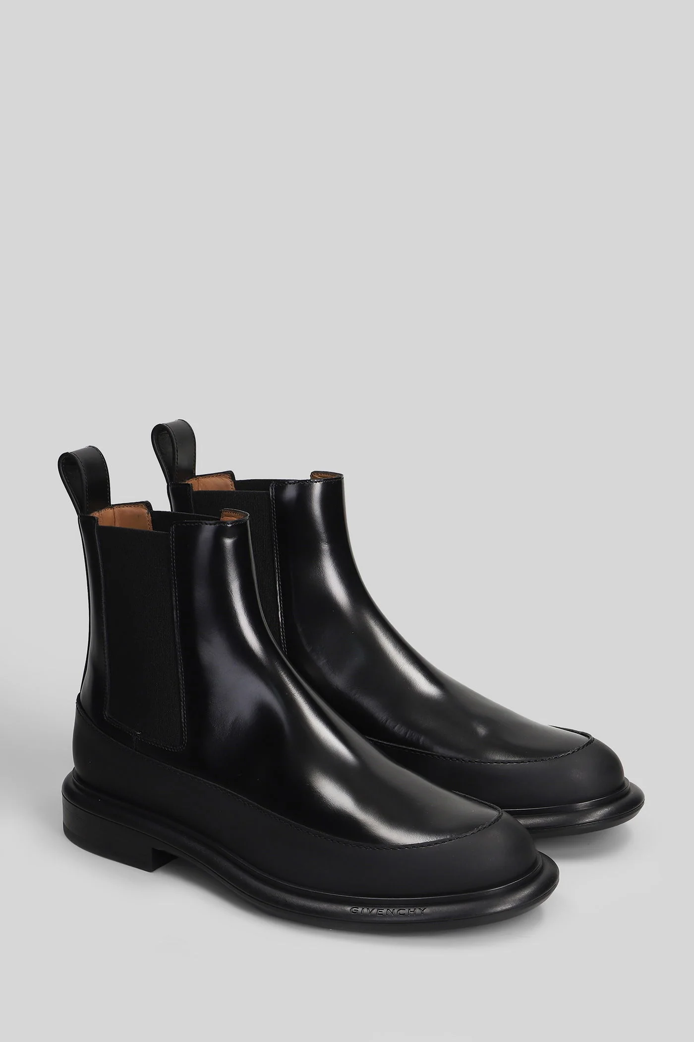 Ankle boots in black leather - Image 2