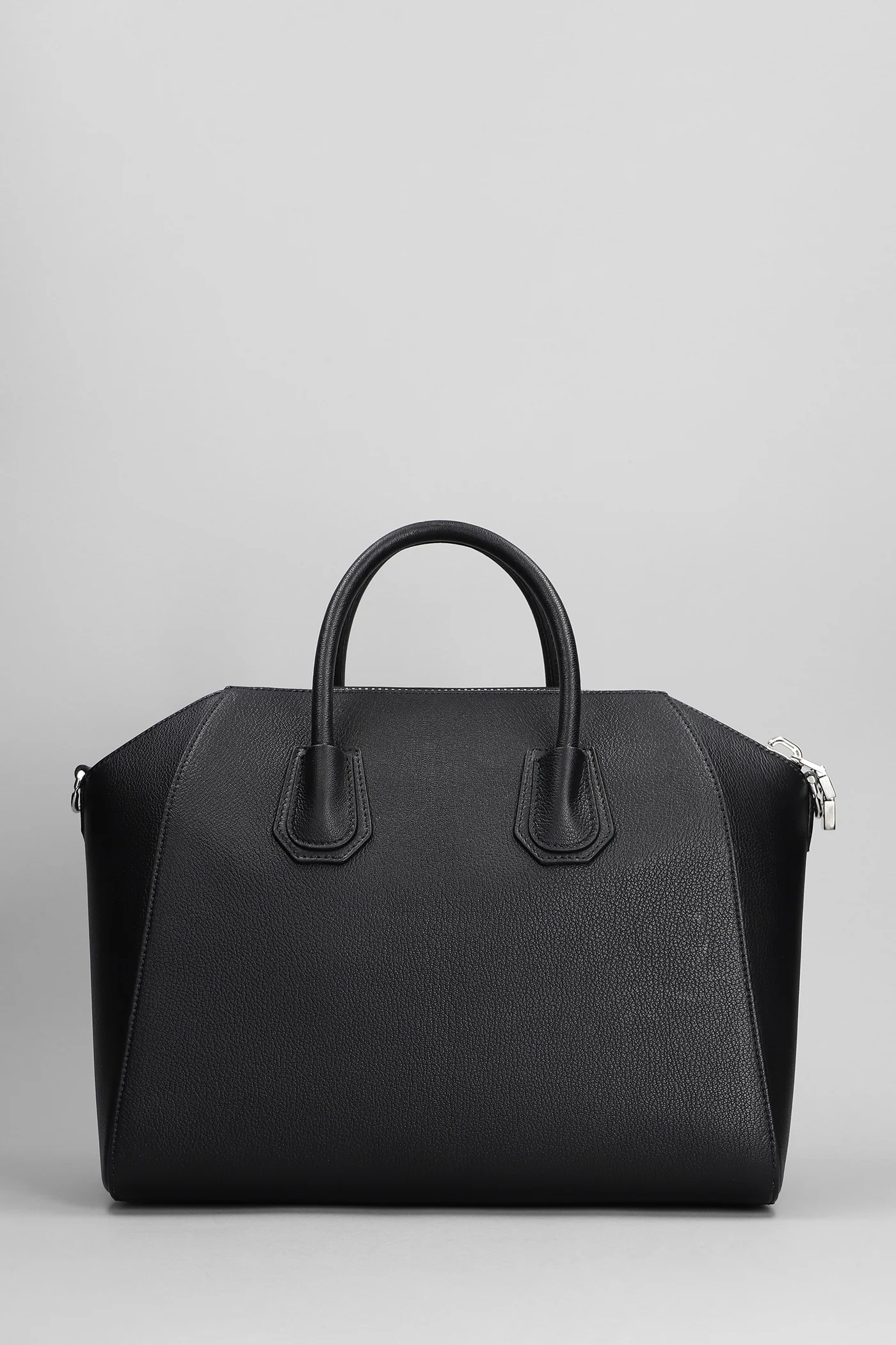 Antigona Hand bag in black leather - Image 3