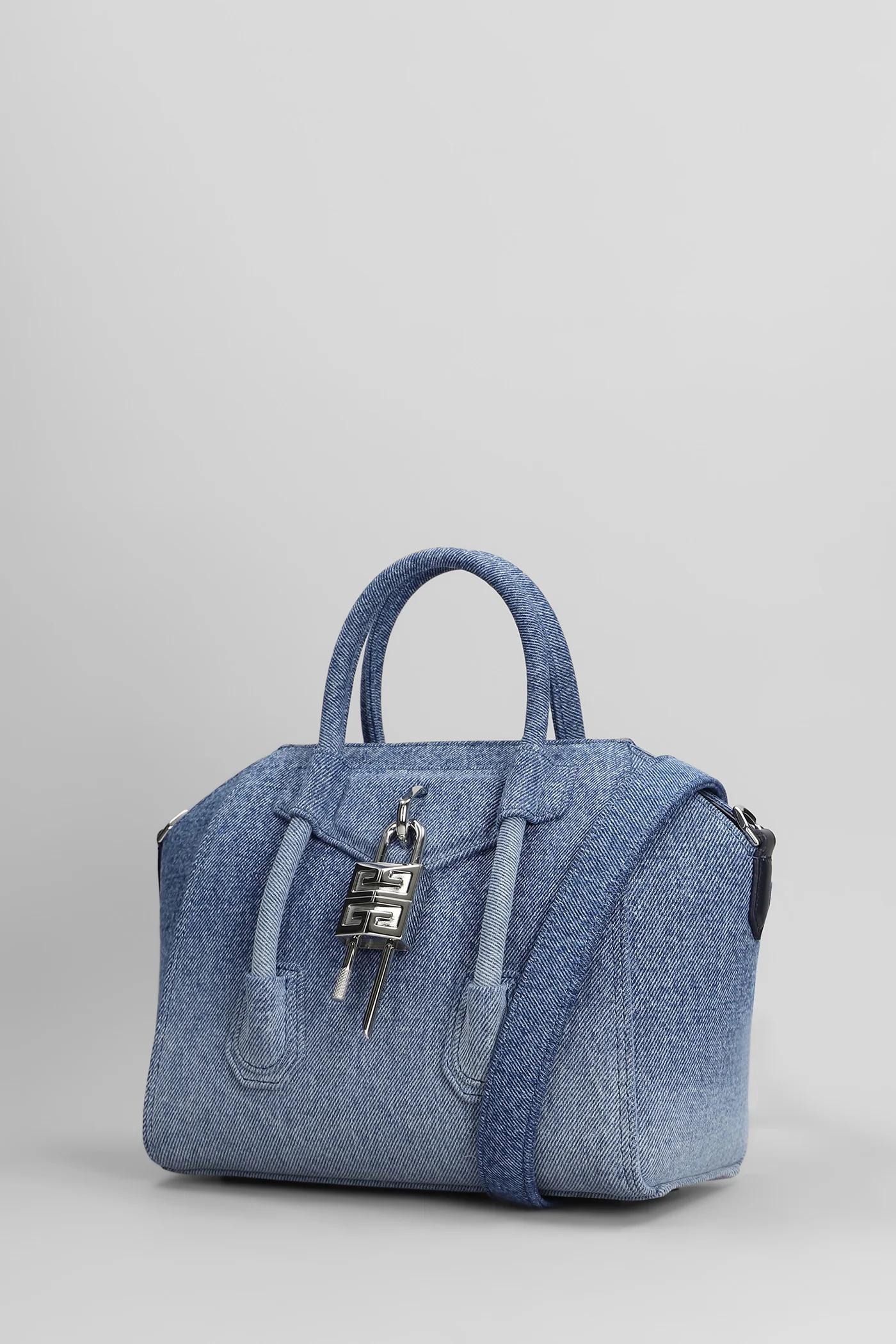 Antigona lock mini Shoulder bag in blue cotton - Image 2