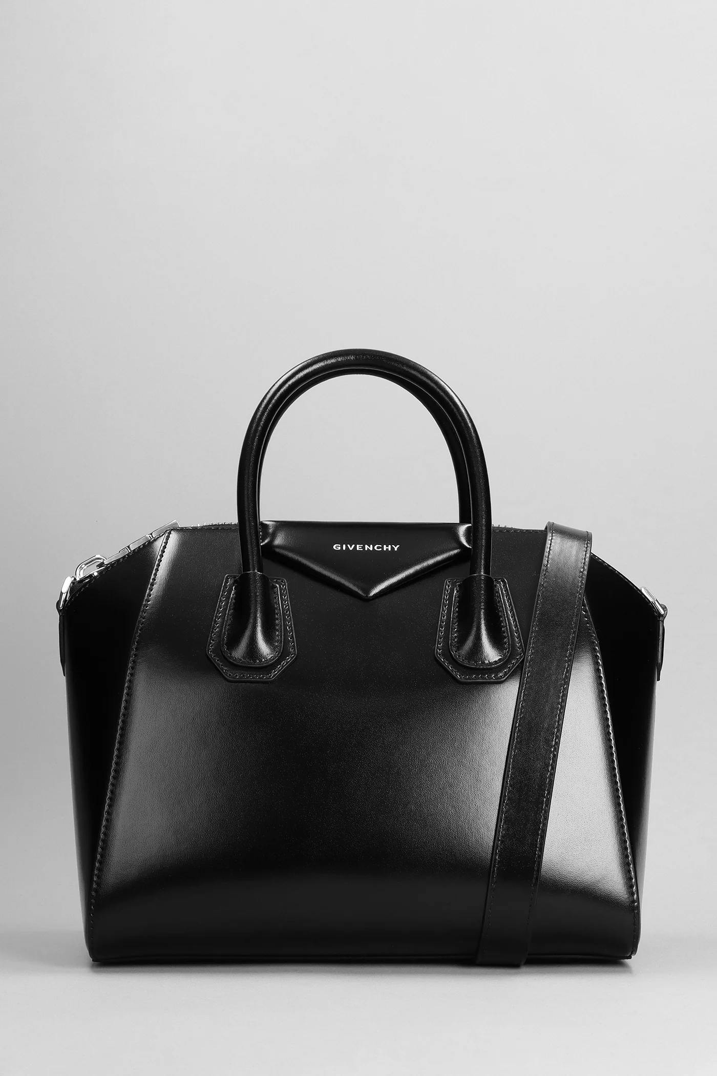 Antigona small Hand bag in black leather