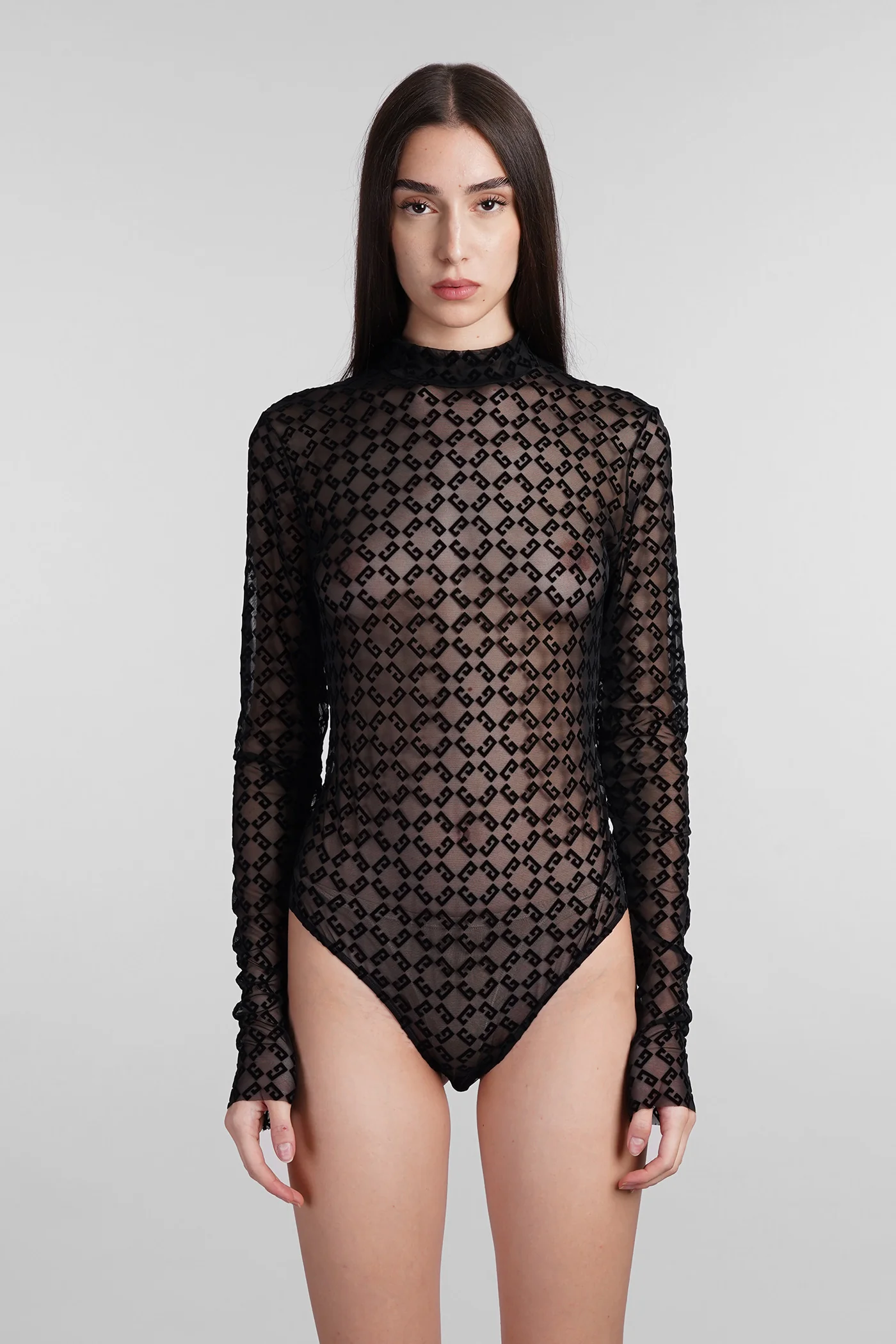 Body in black polyamide