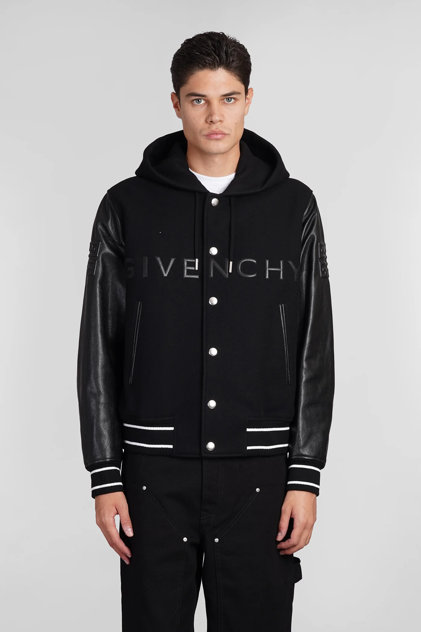 Bomber Jacket in black wool