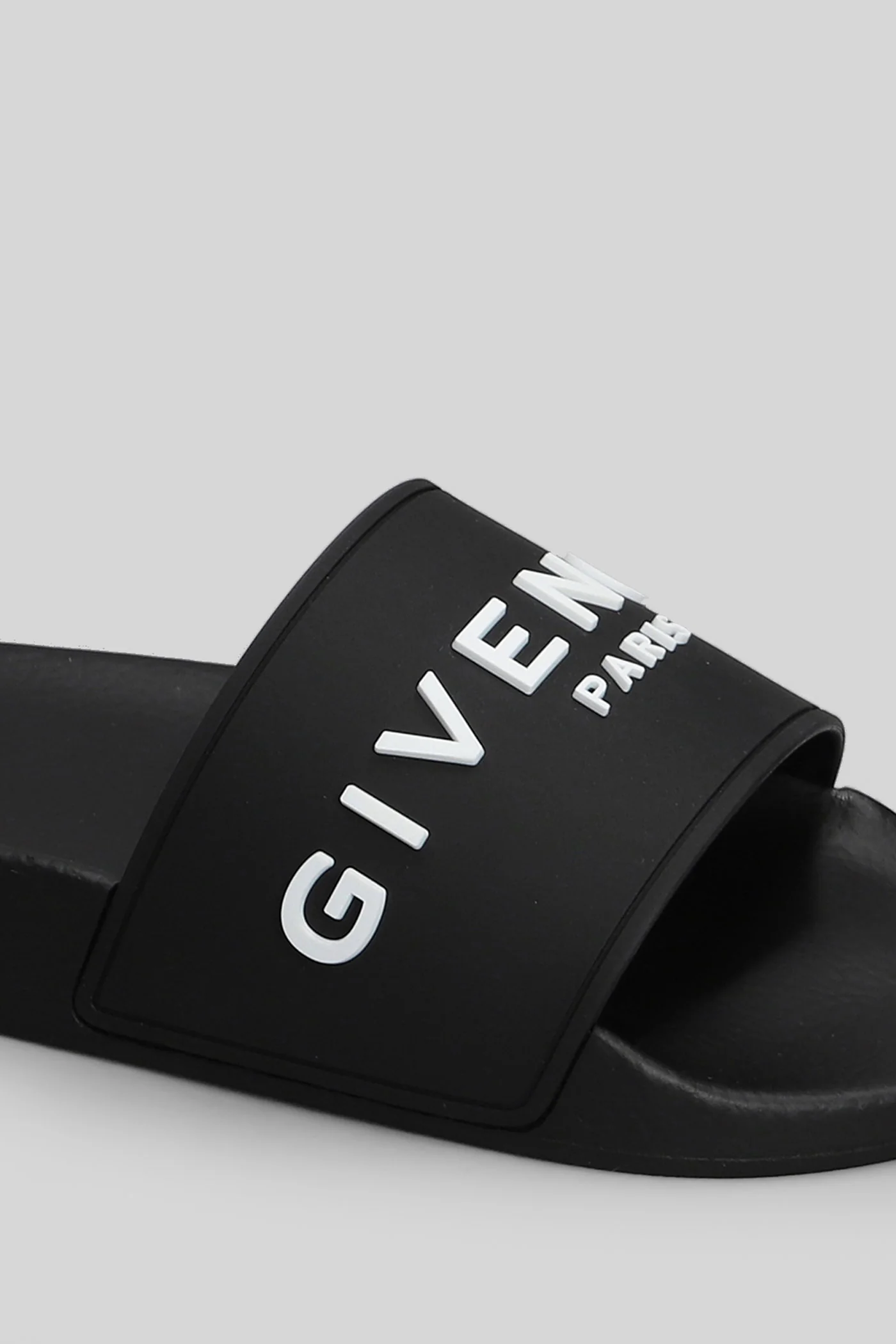 Flat sandal-slipper in black rubber/plasic - Image 15