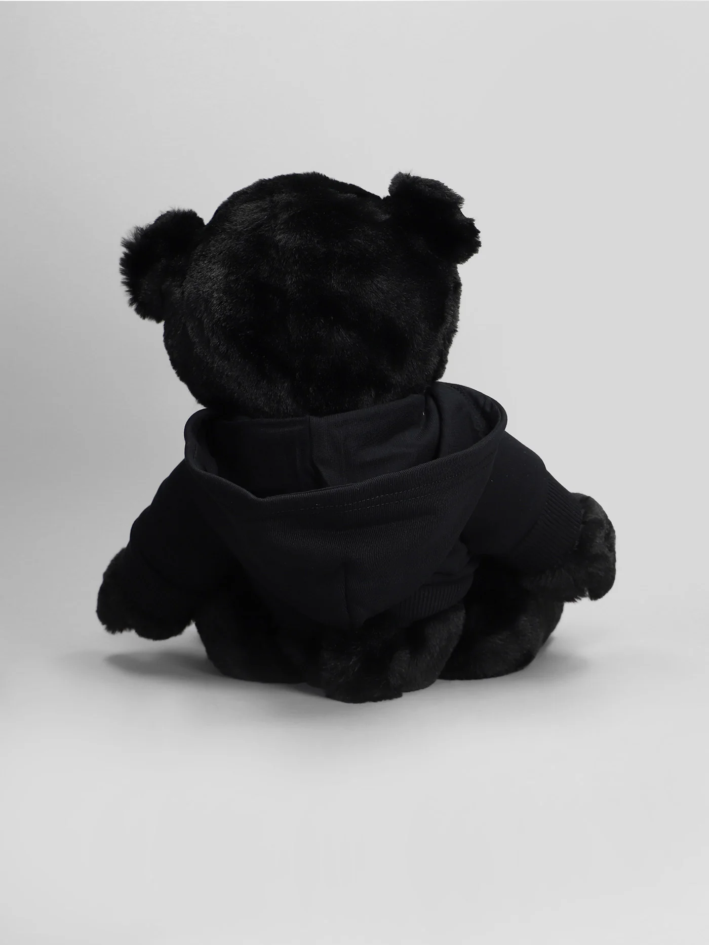 in black polyester - Image 3