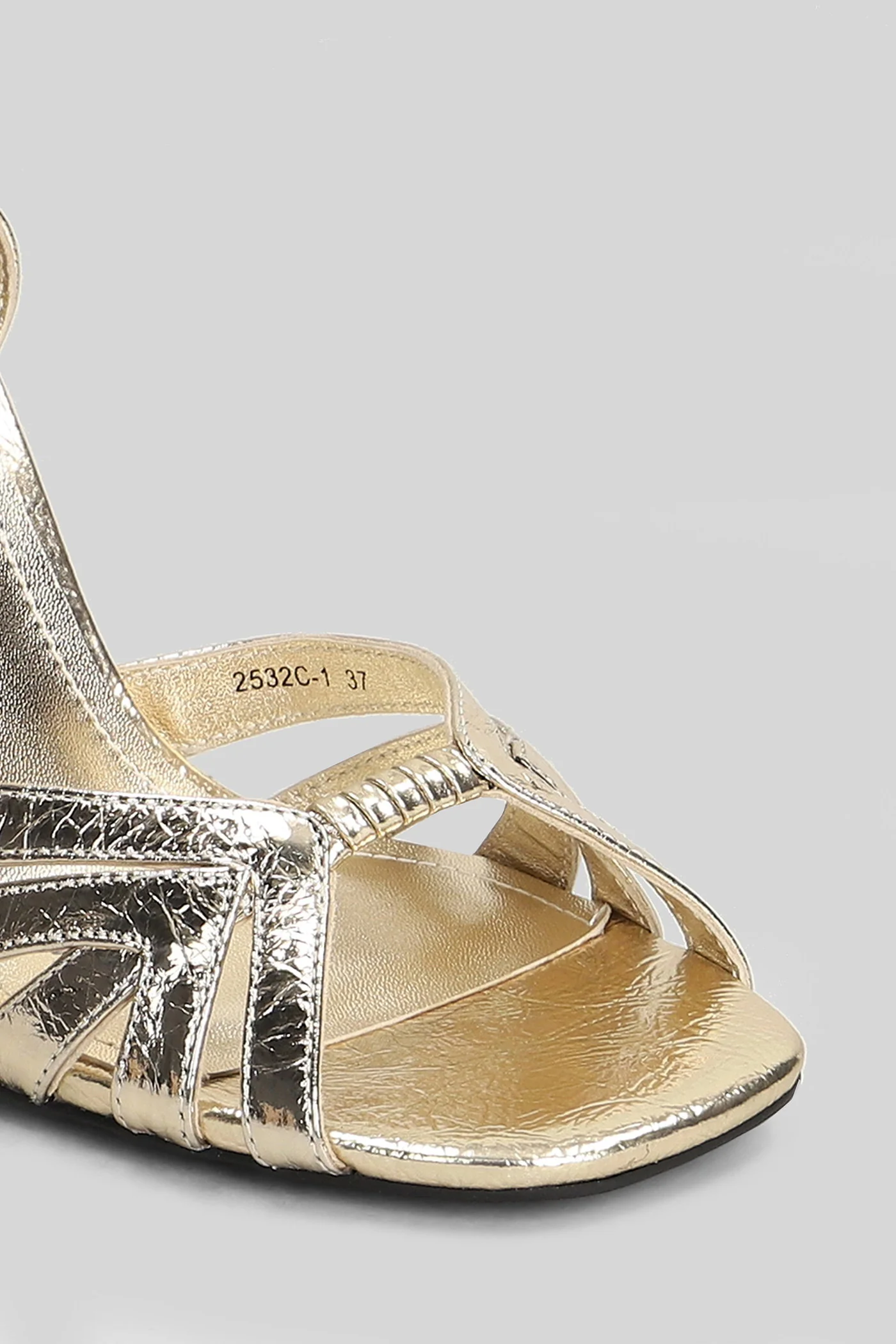 Ama-M Sandals in gold leather - Image 5