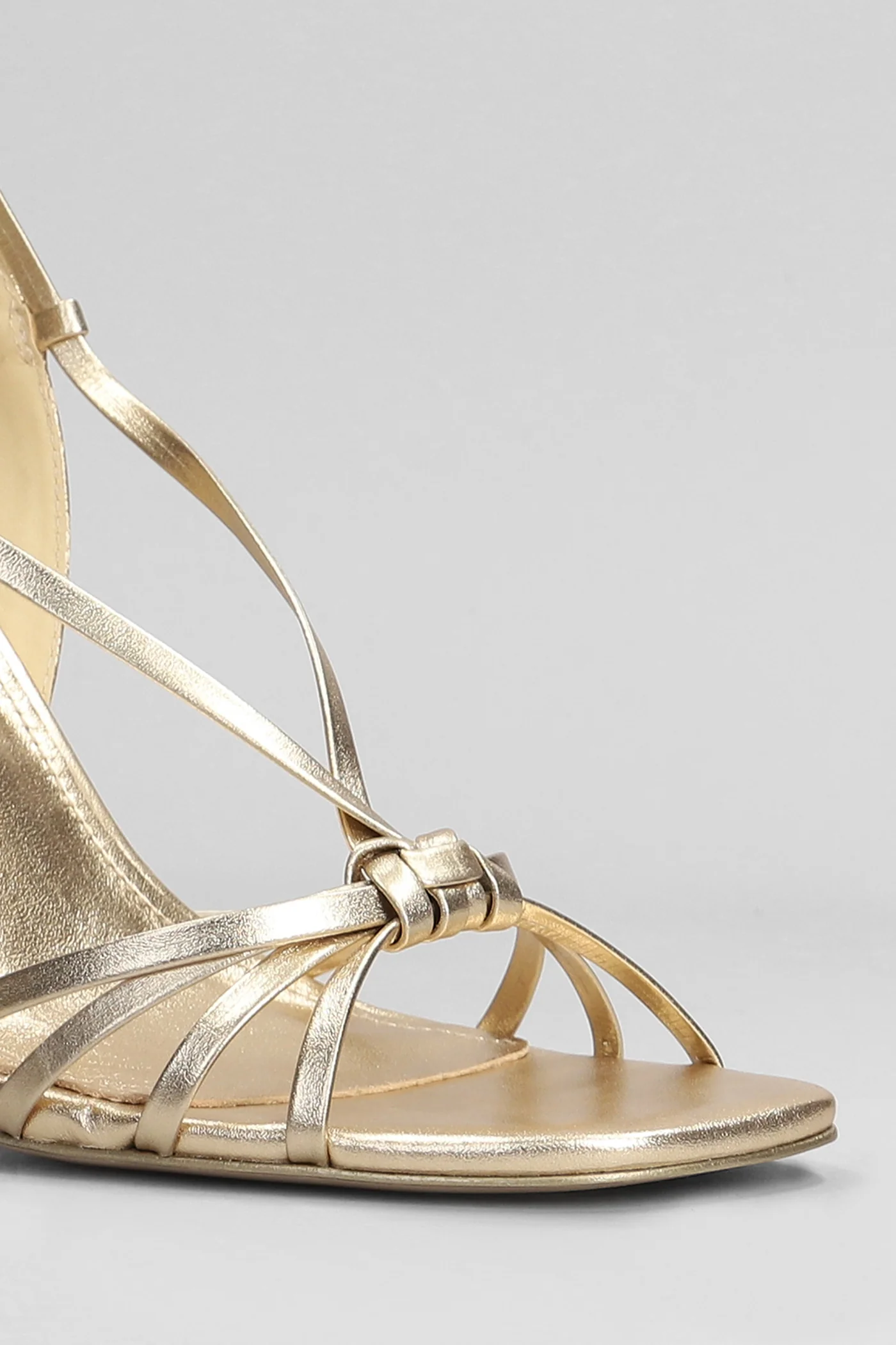 Atlas Sandals in gold leather - Image 5
