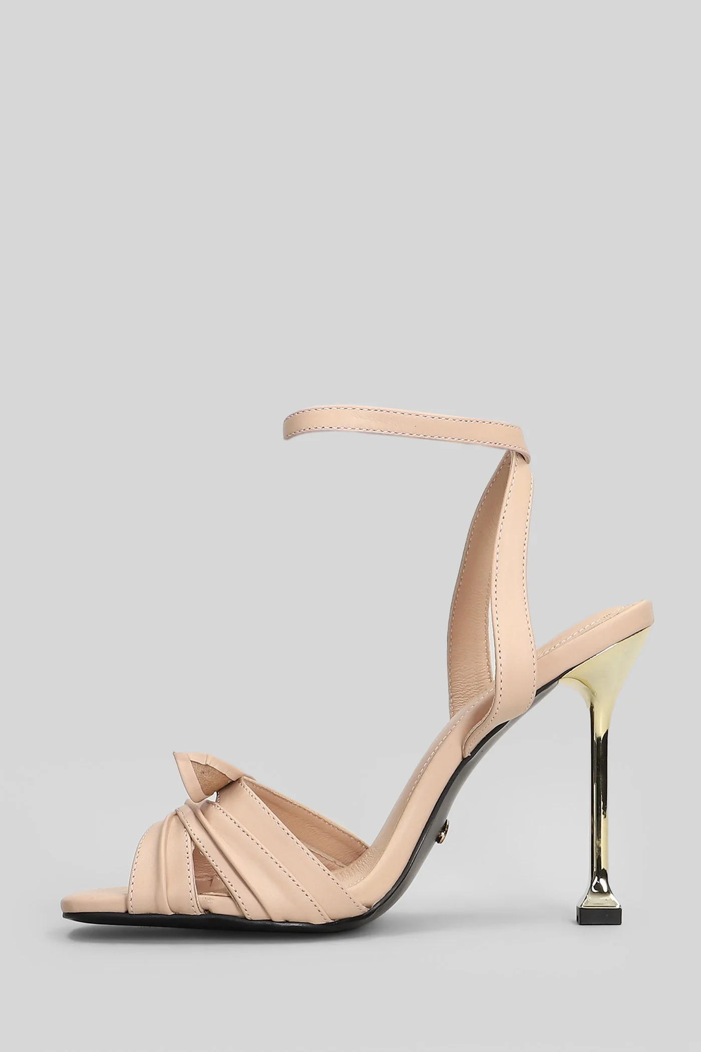 Naisa Sandals in powder leather - Image 3