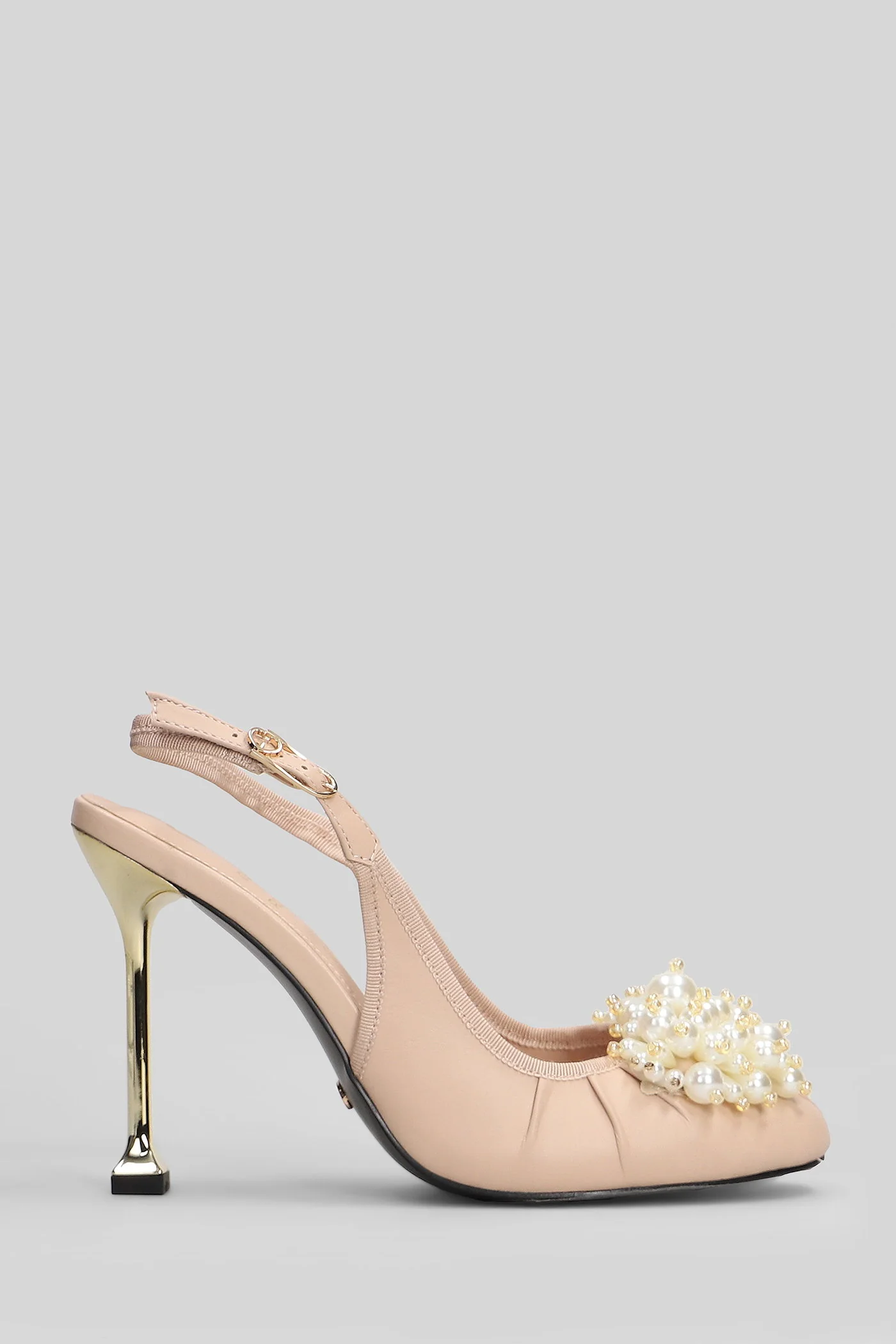 Pipoca Pumps in powder leather