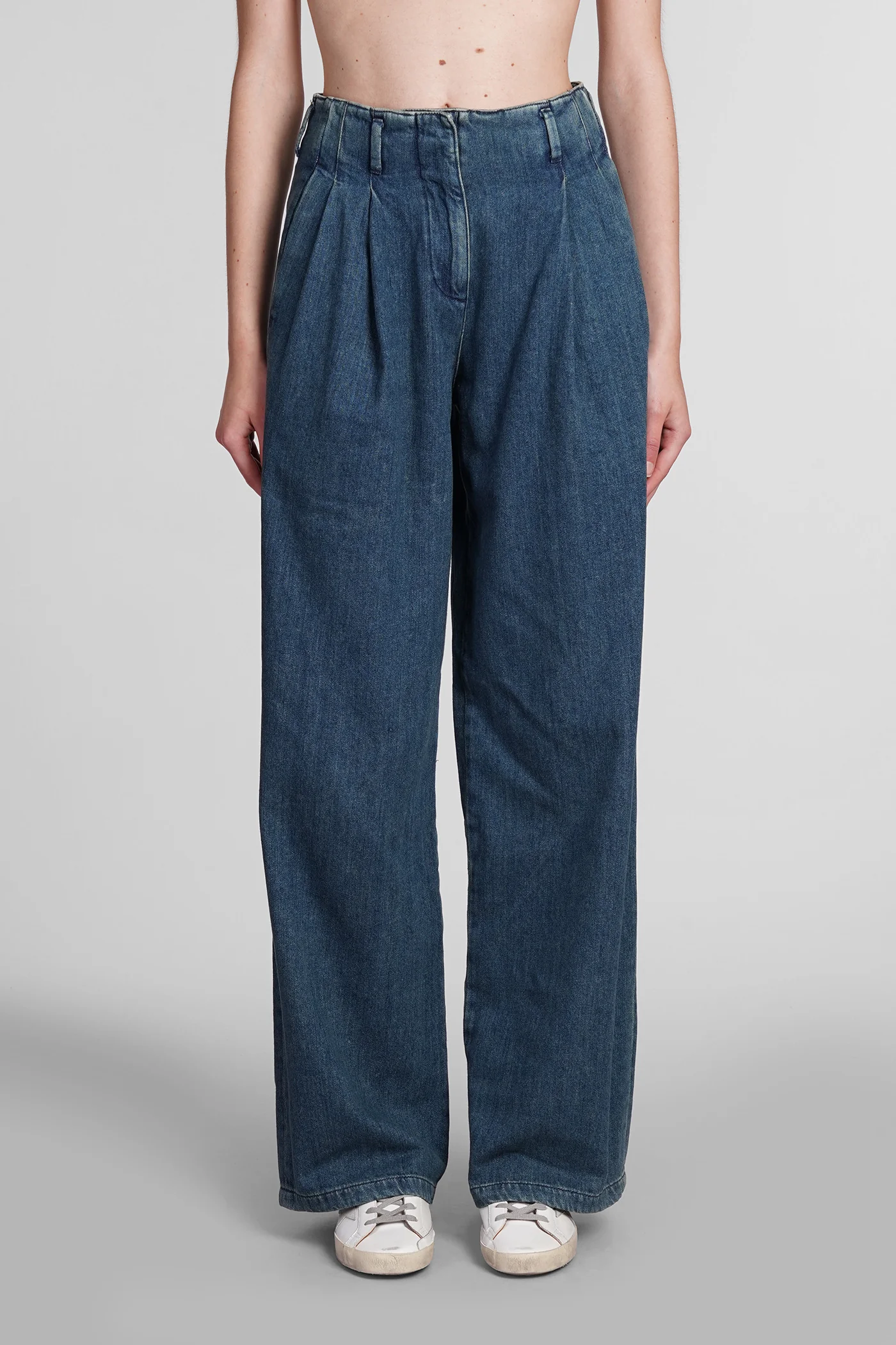 Jeans in blue denim