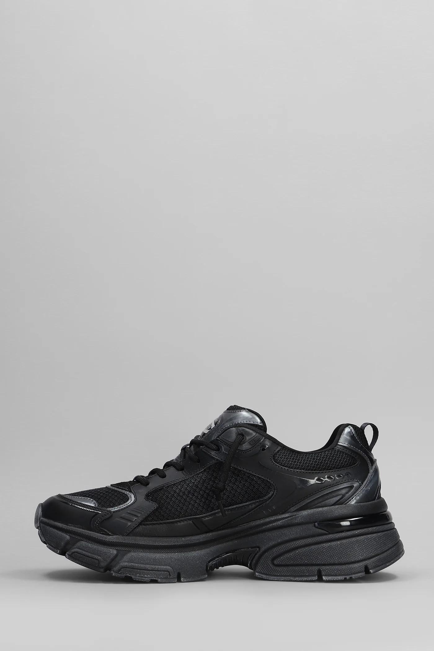 Light Star Sneakers in black leather and fabric - Image 8