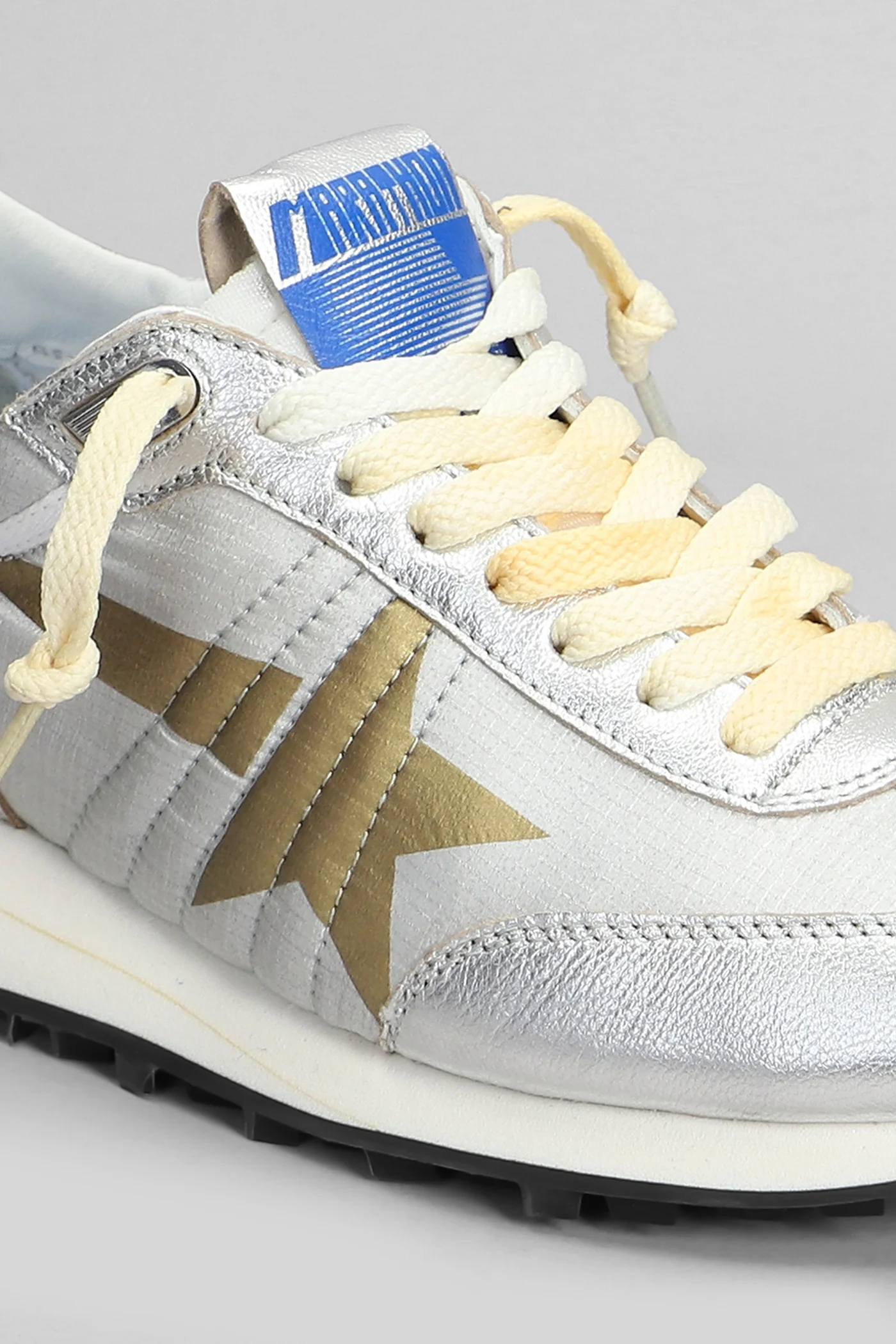 Running Marathon Sneakers in silver leather and fabric - Image 5