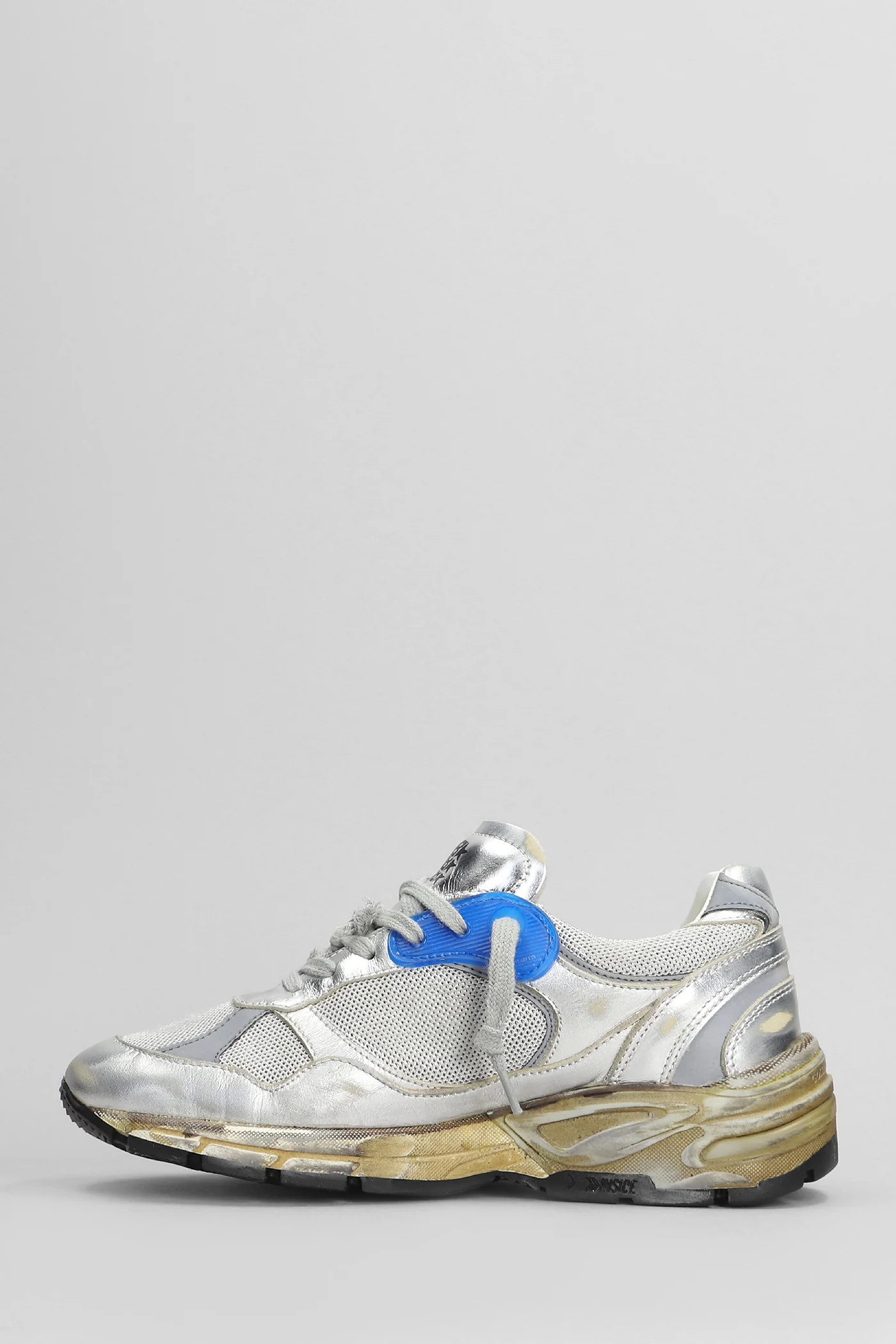 Running Sneakers in silver leather and fabric - Image 3